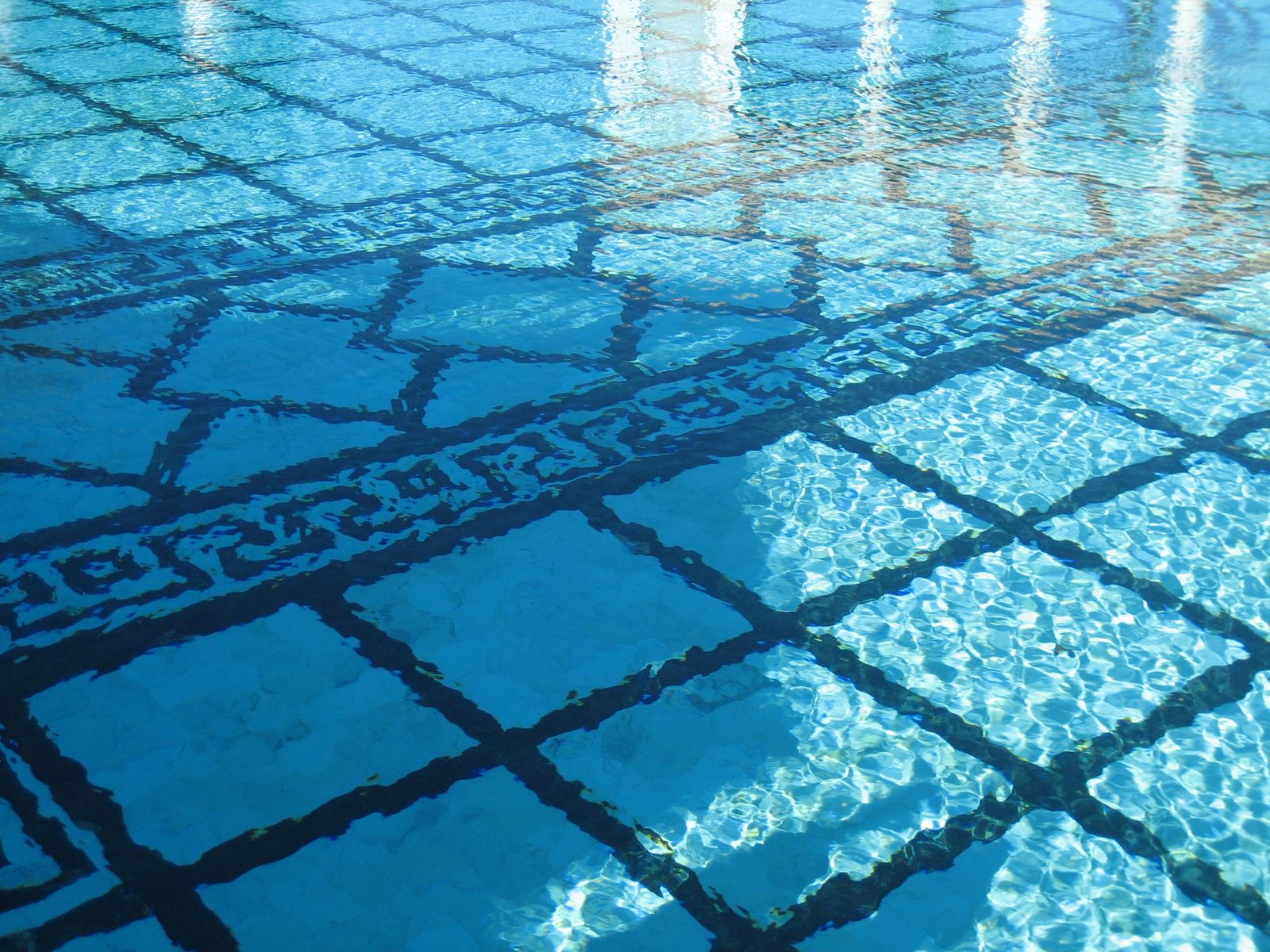 I really like (good) tiling.  I think this qualifies.  I think the bottom of the pool would feel...
