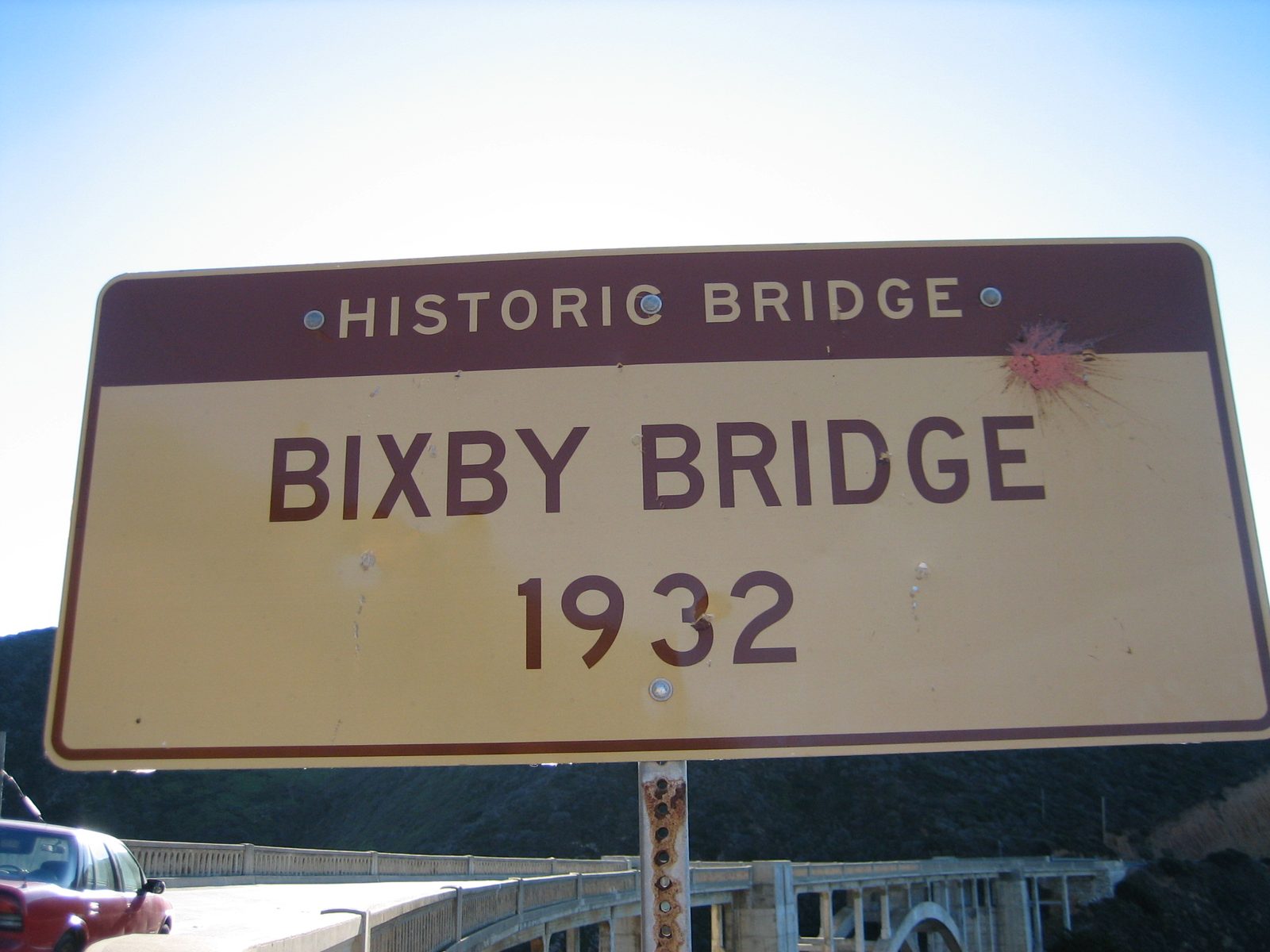 I of course have difficulty passing by the most oft-photographed (or something like that) bridge...
