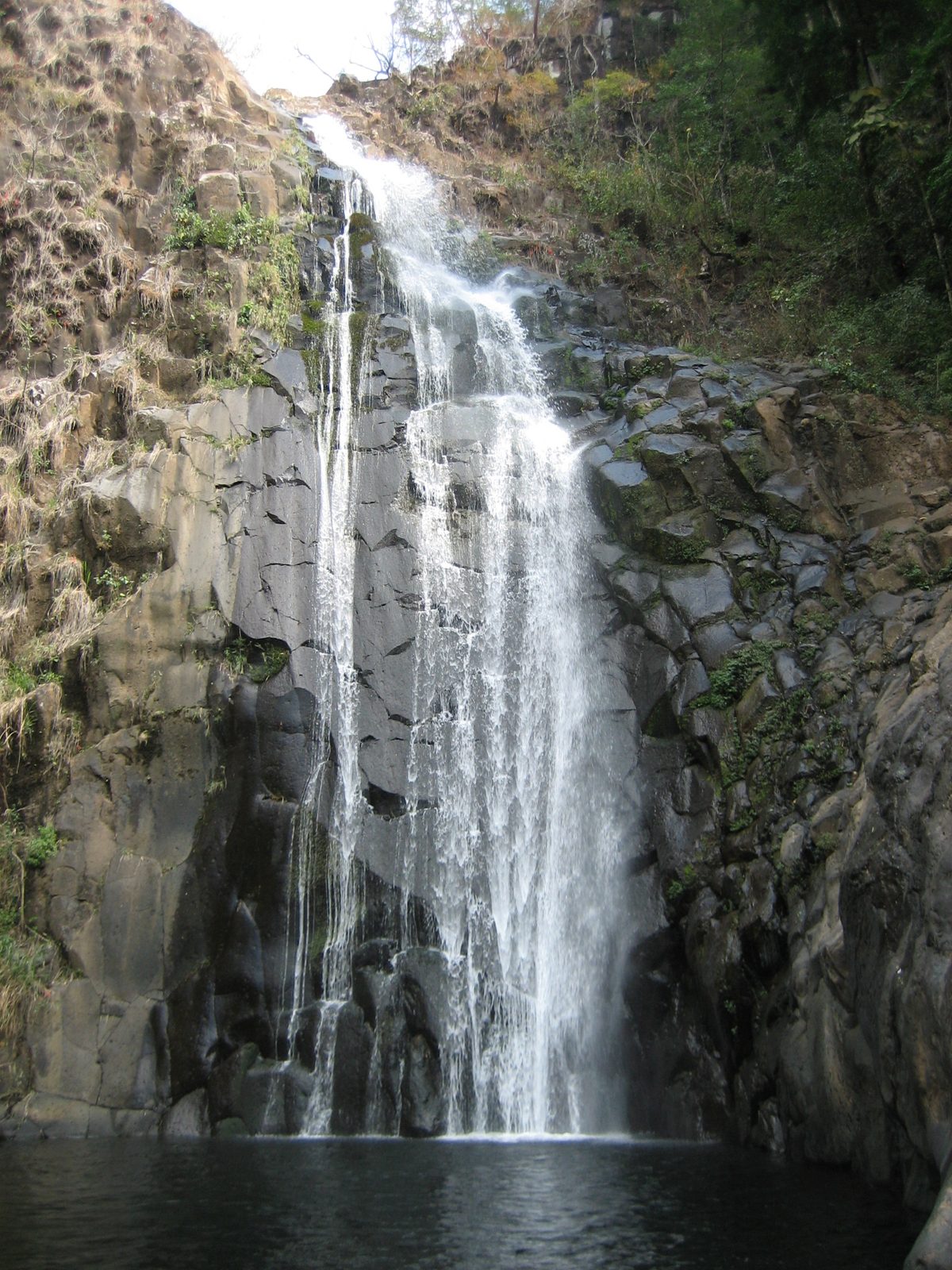 The entire falls.