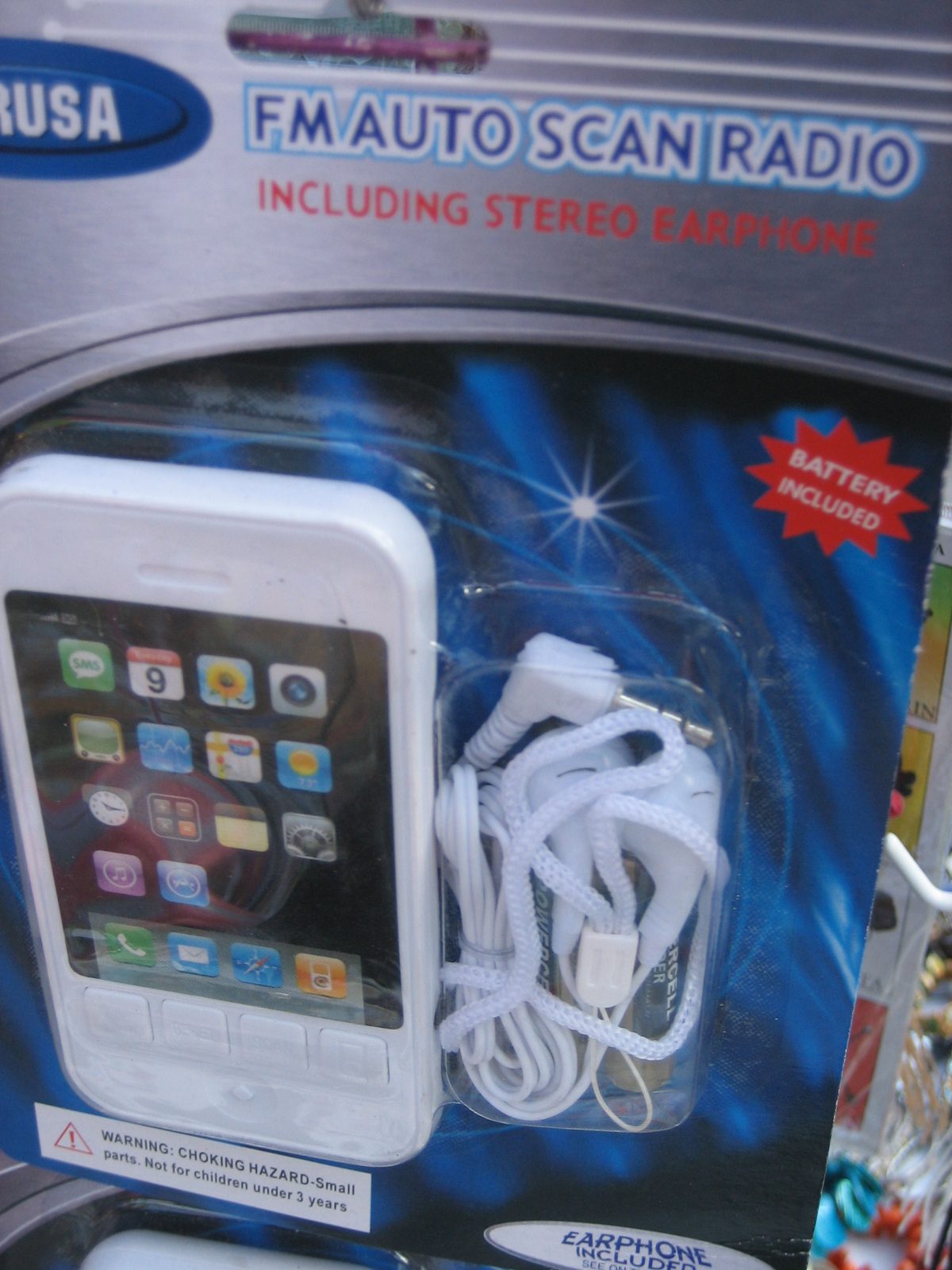 For those who can't afford an iPhone... an AM/FM radio that LOOKS like an iPhone.
