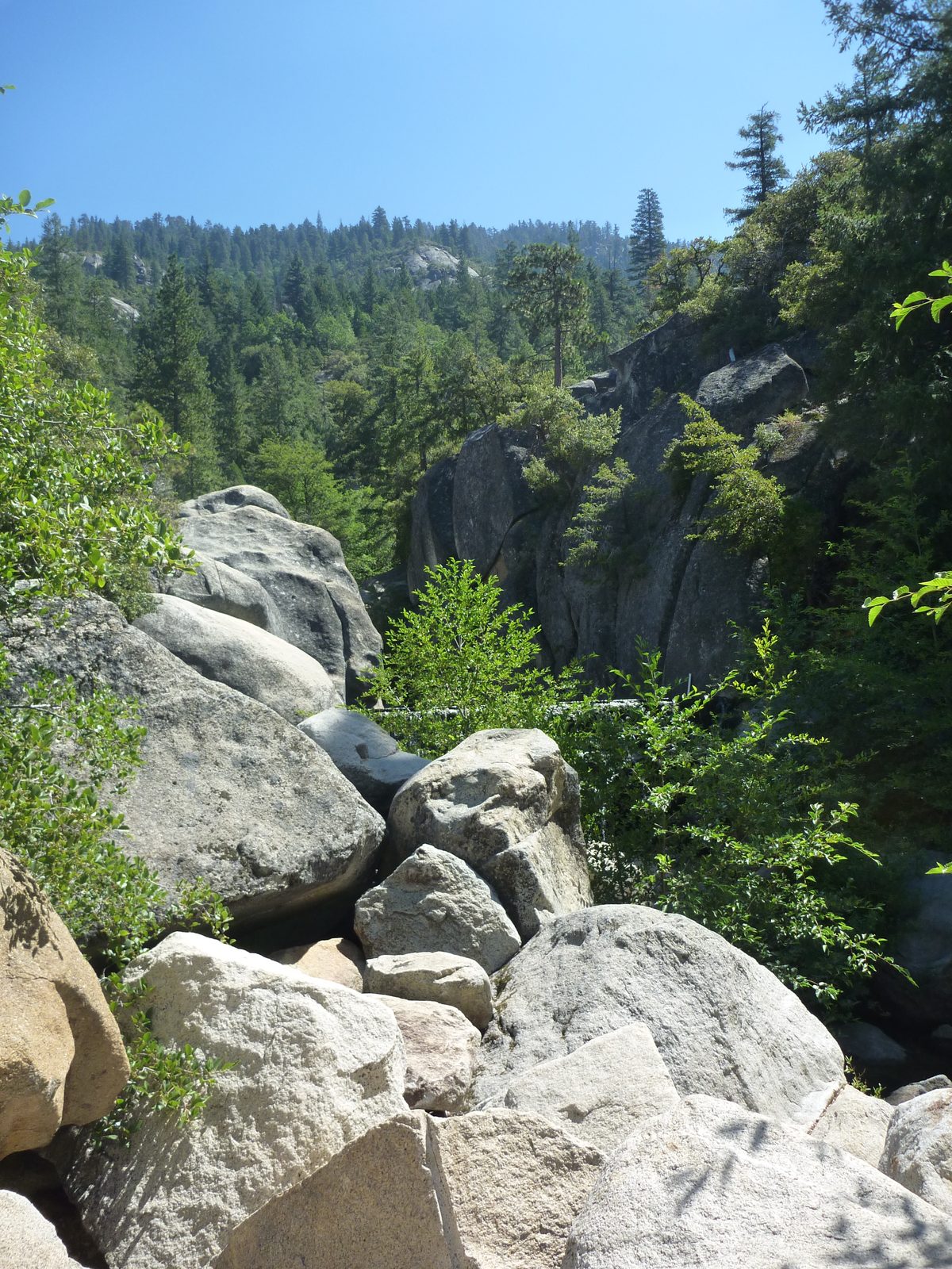 Boulders visible at the exit of the route. Picture taken upon leaving the car shuttle.