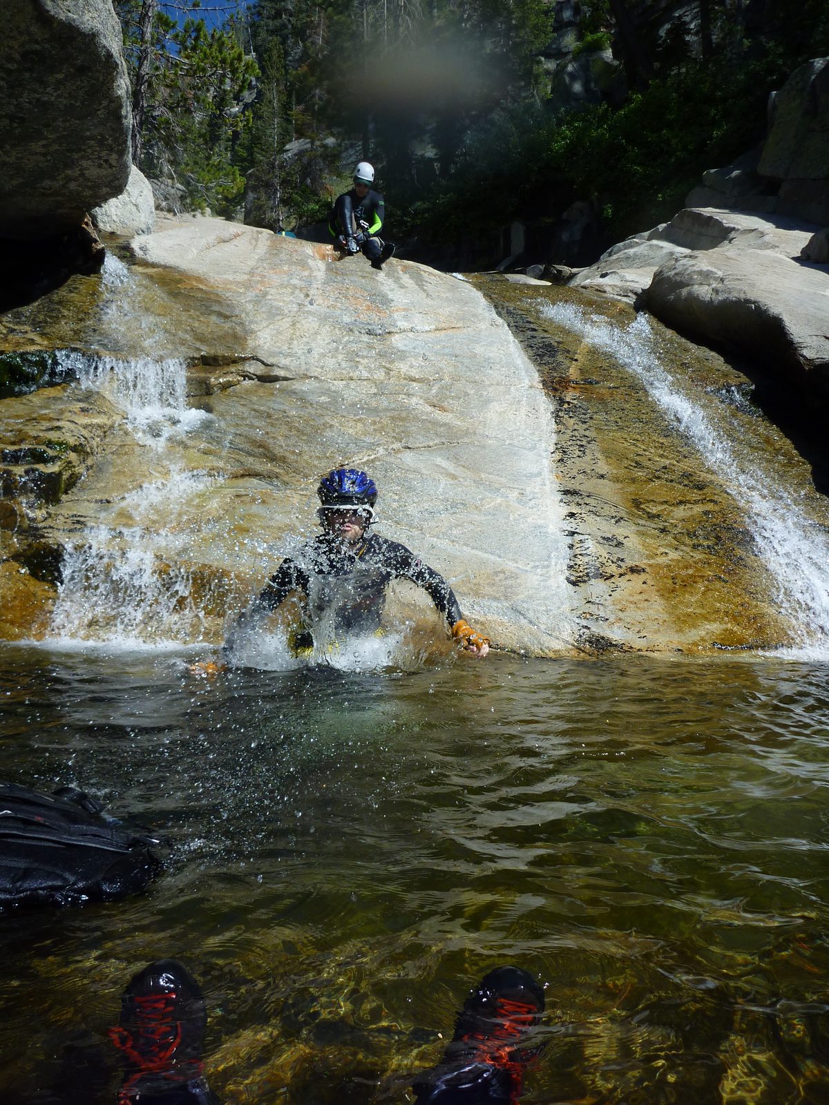 Tommer goes splash.