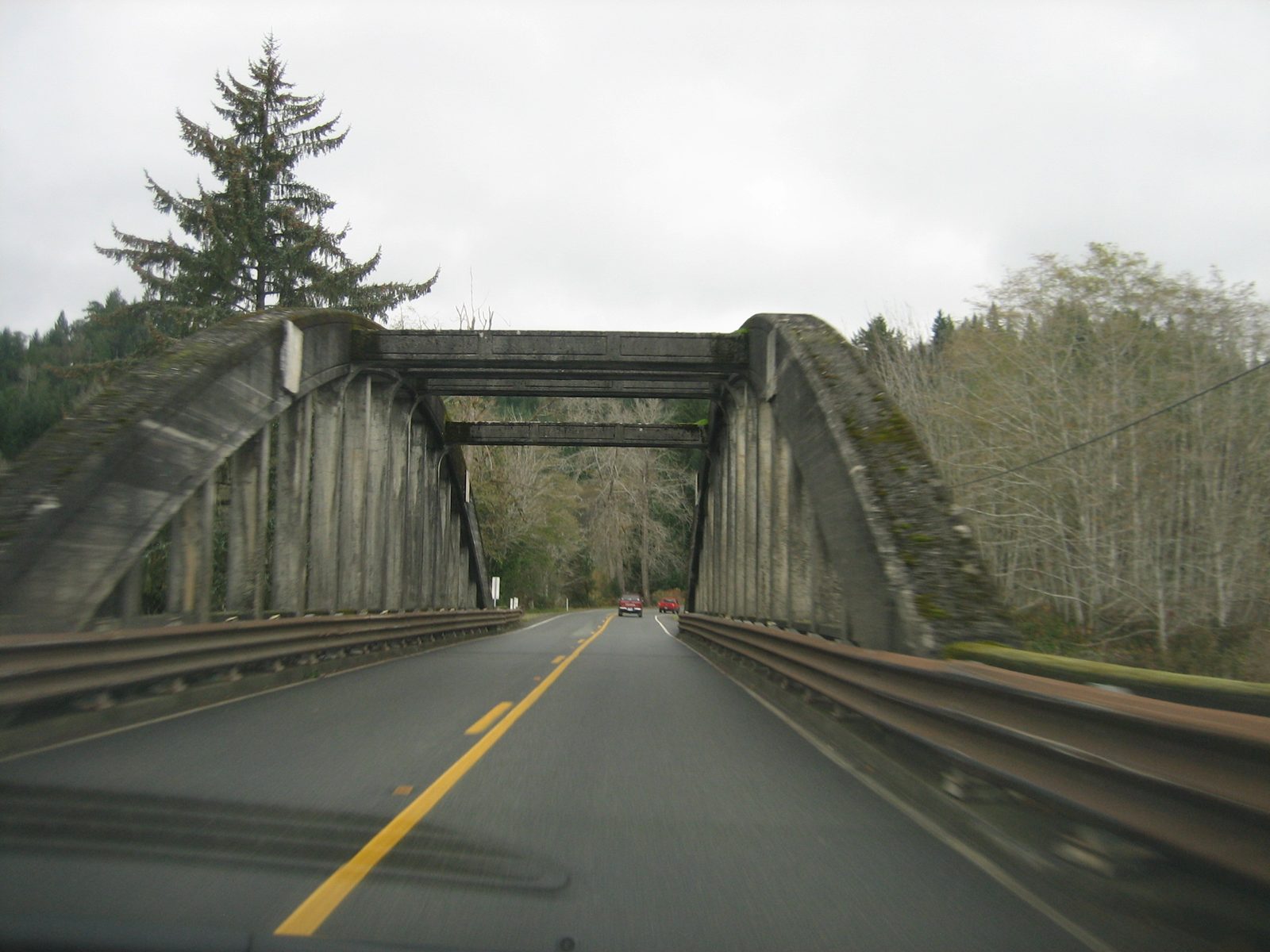 Old concrete arch bridge on 101.