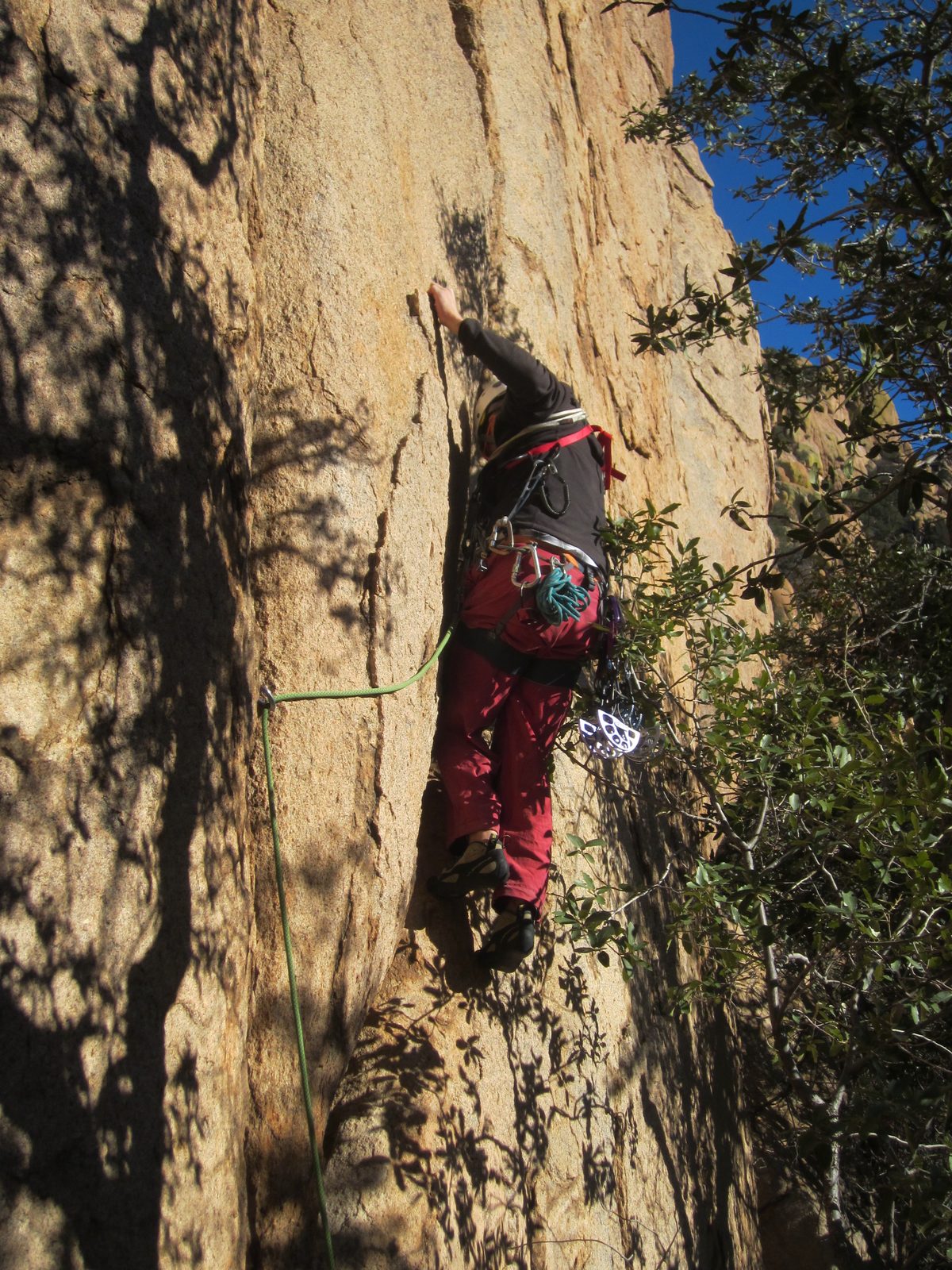 John working his way up.  Check out that huge cam!
