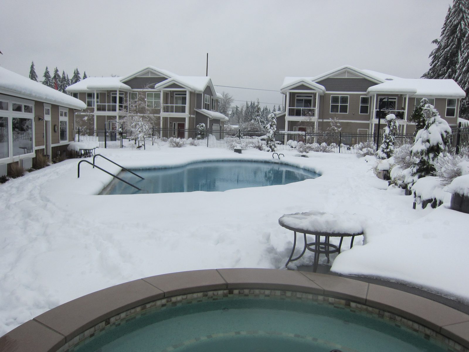 The complex pool and not-so-hot tub.