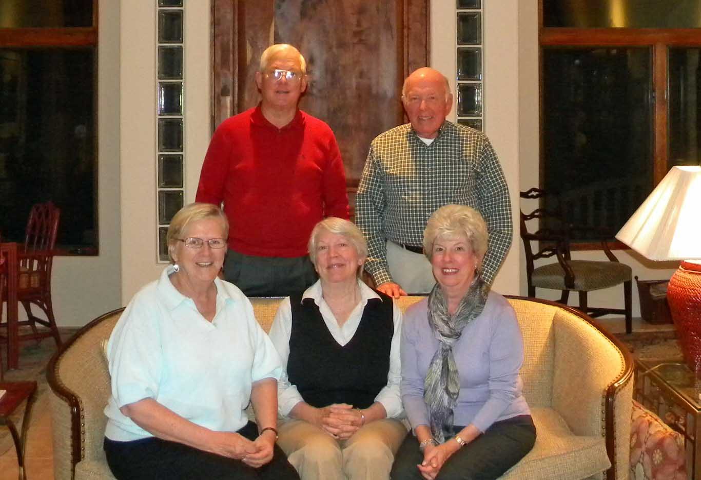 Sharing a photo from Tom Eiff -- Tom, Dad, Mom, Annie Lingelbach, and Taffie after dinner.