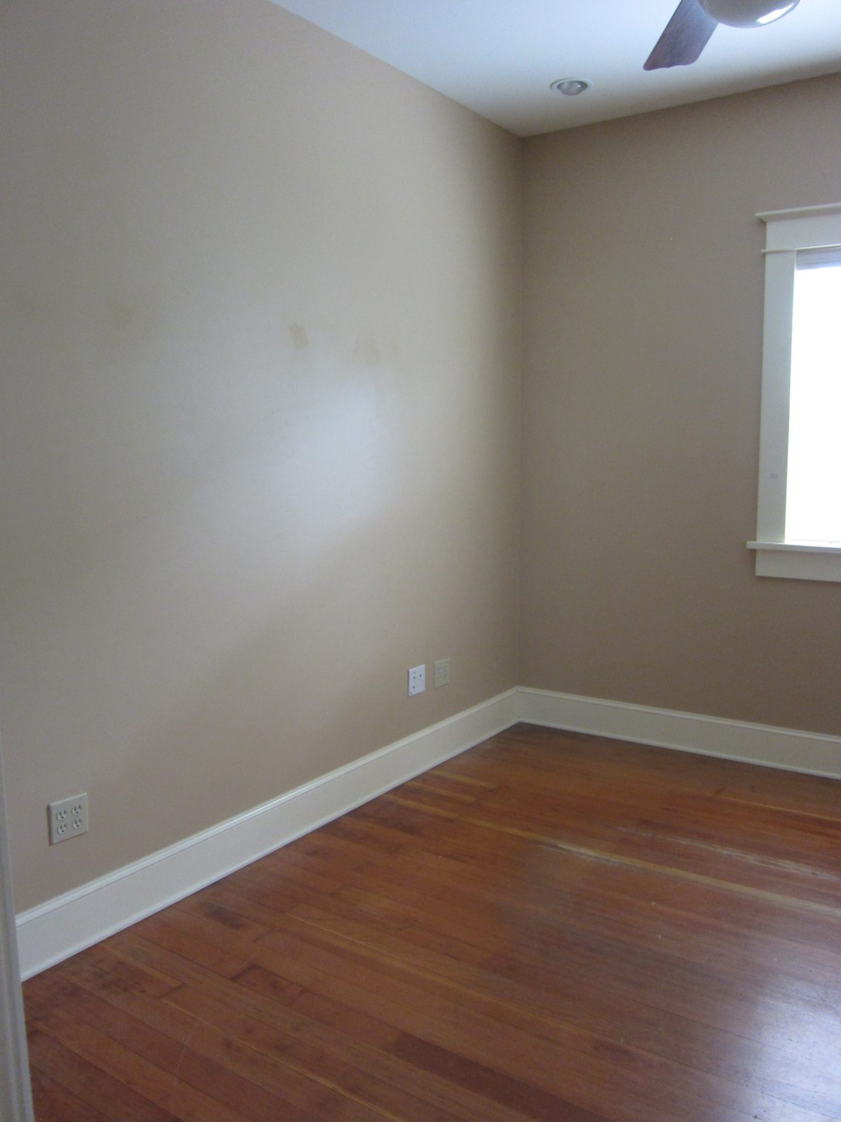 And the other side of the room.  This room would fit a queen size bed juuuuust barely (in one...