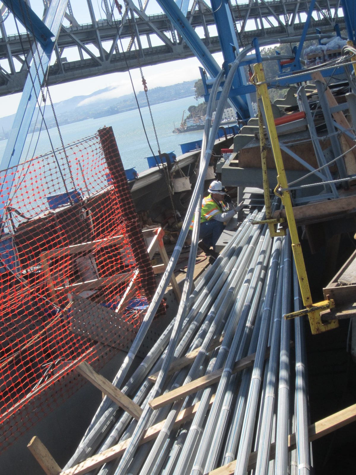 Another deviator saddle, where the big cable comes down and splits back into little bundles.