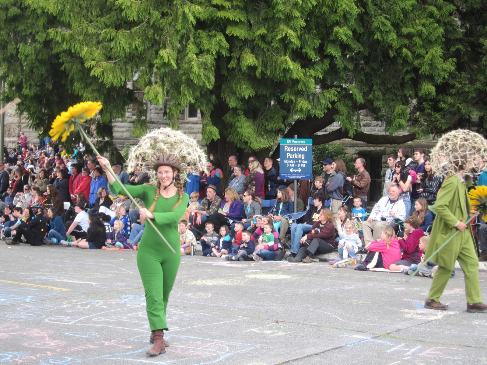 These dandelion costumes were very well done.  Look at the fluff hats!