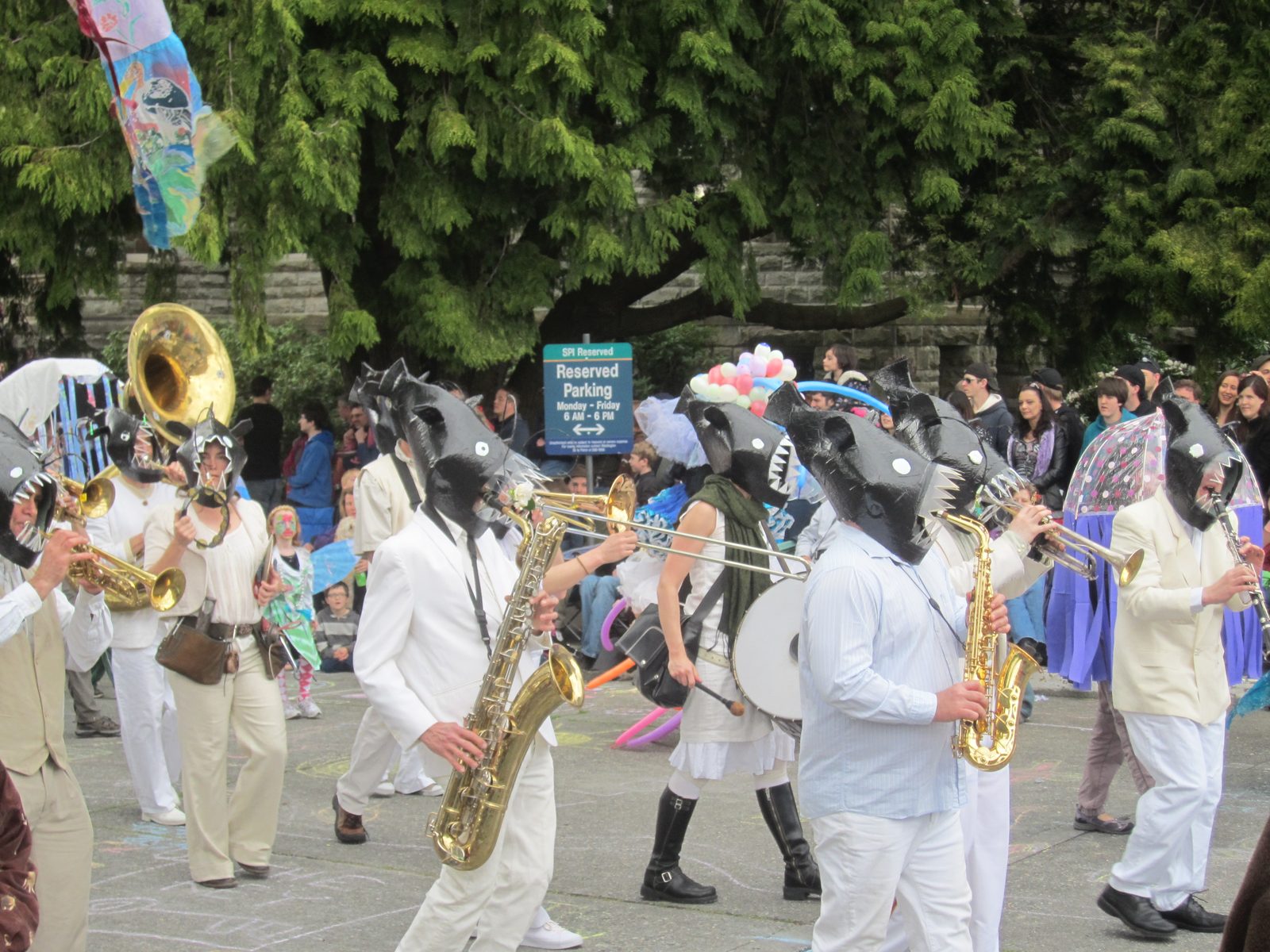 A jazz band of piranhas. 