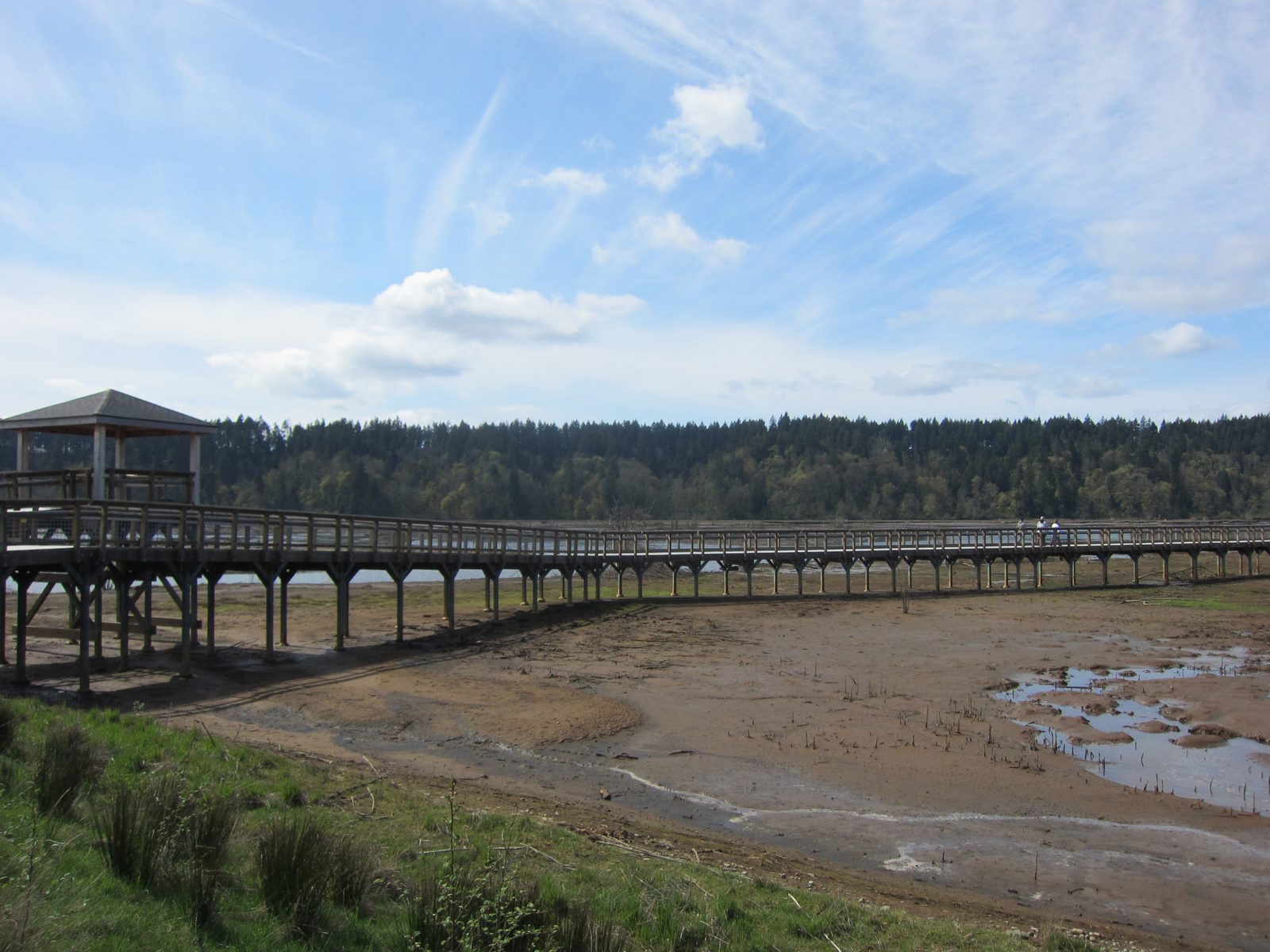 The Refuge has a really nice boardwalk that stretches out into the Sound.