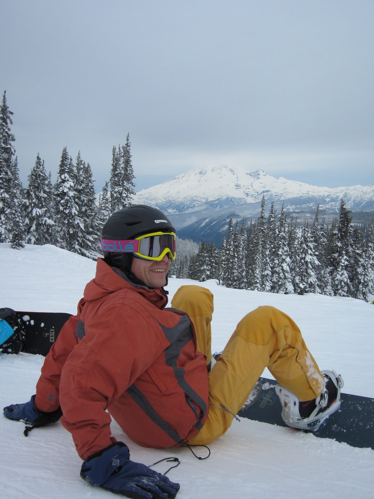 John, ready to go with Rainier peeking out (ha - typo'd that as "peaking out"; seems almost correct).
