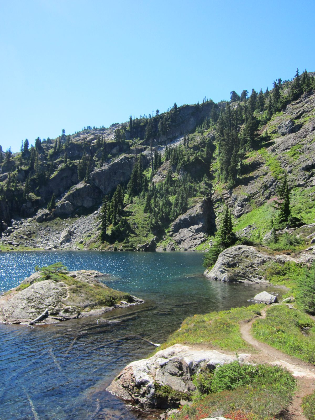 More lake views.  I love alpine lakes.