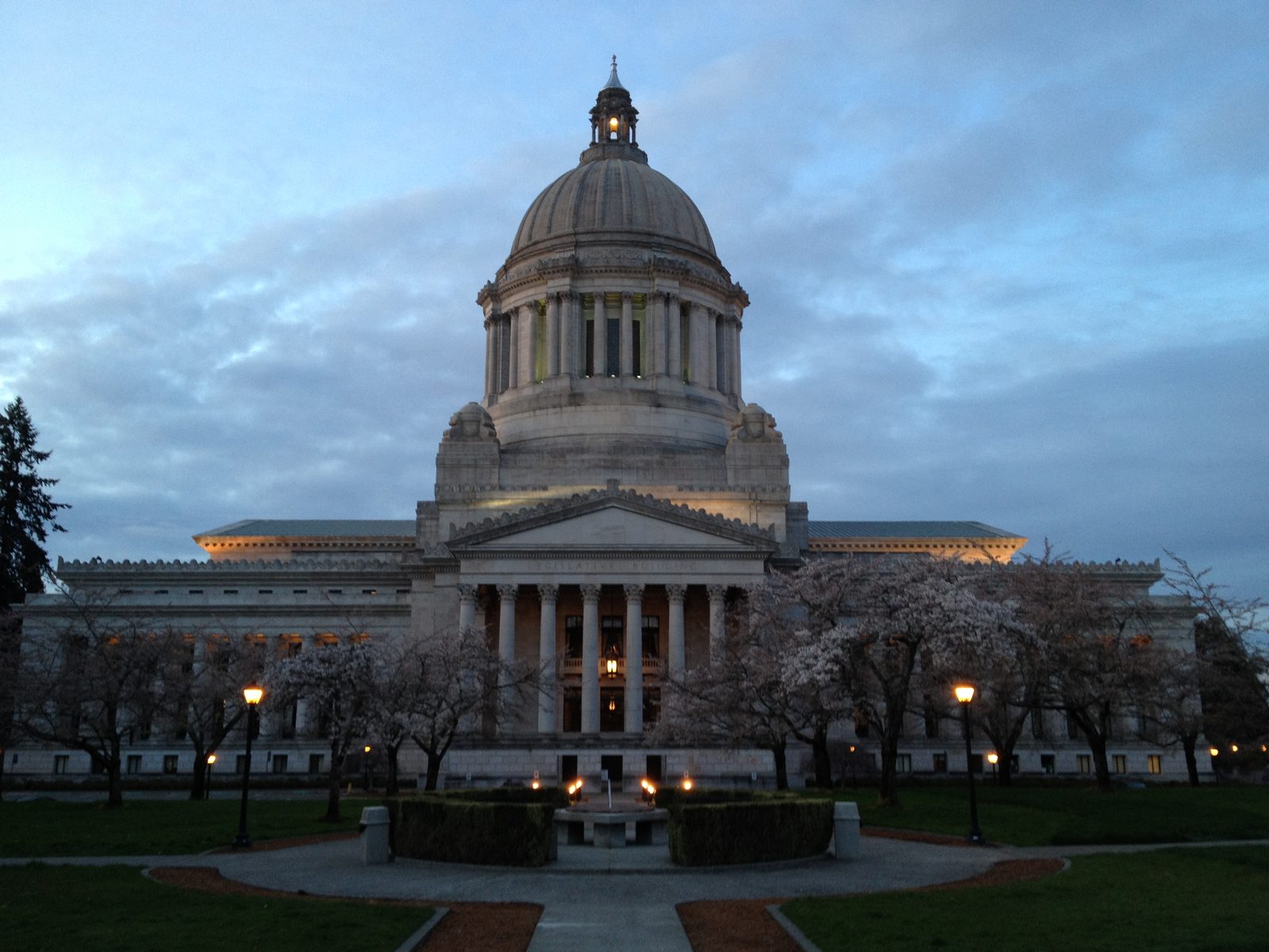 The Washington State Legislative Building.