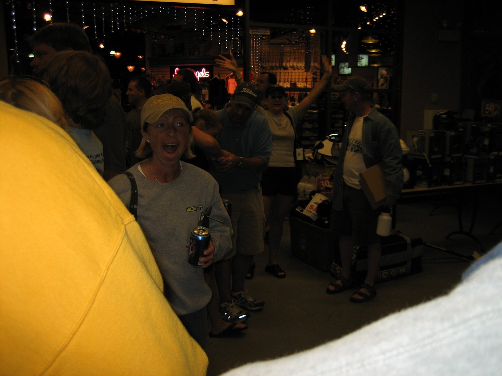 Check the random woman in back: she was cool.