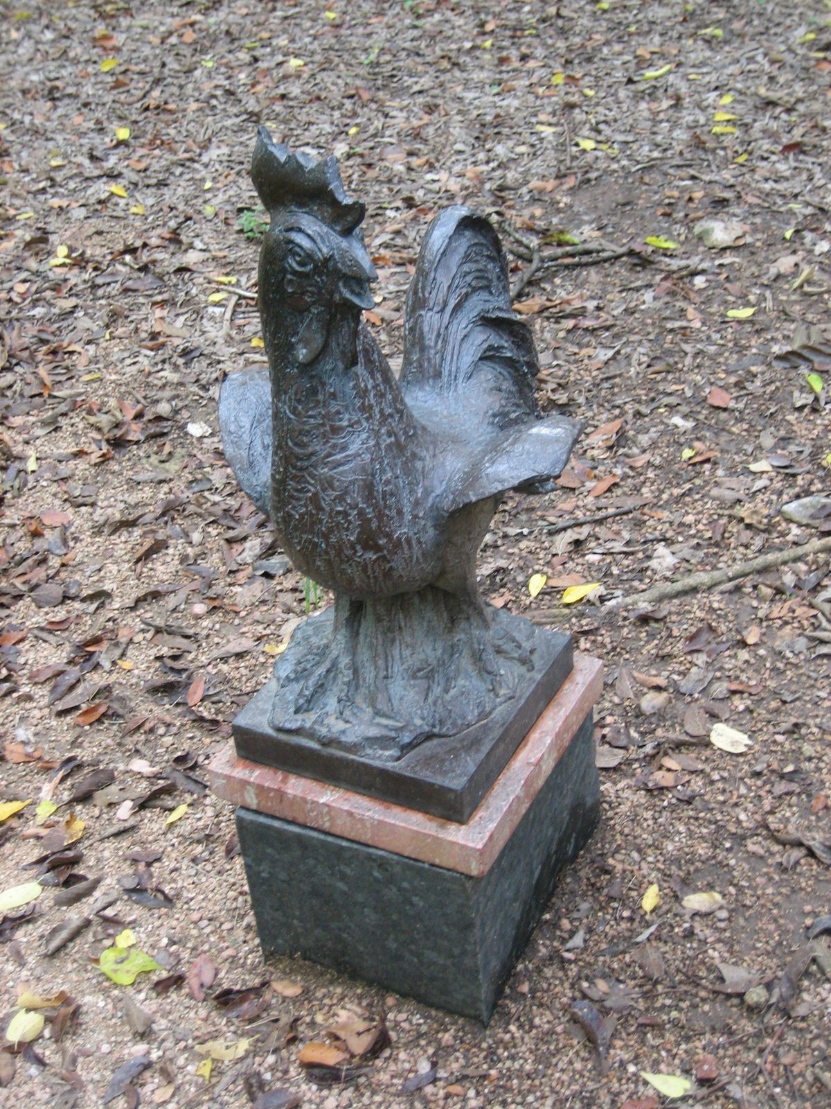 There were a handful of sculptures of animals, all clustered together.  I really wanted one of...