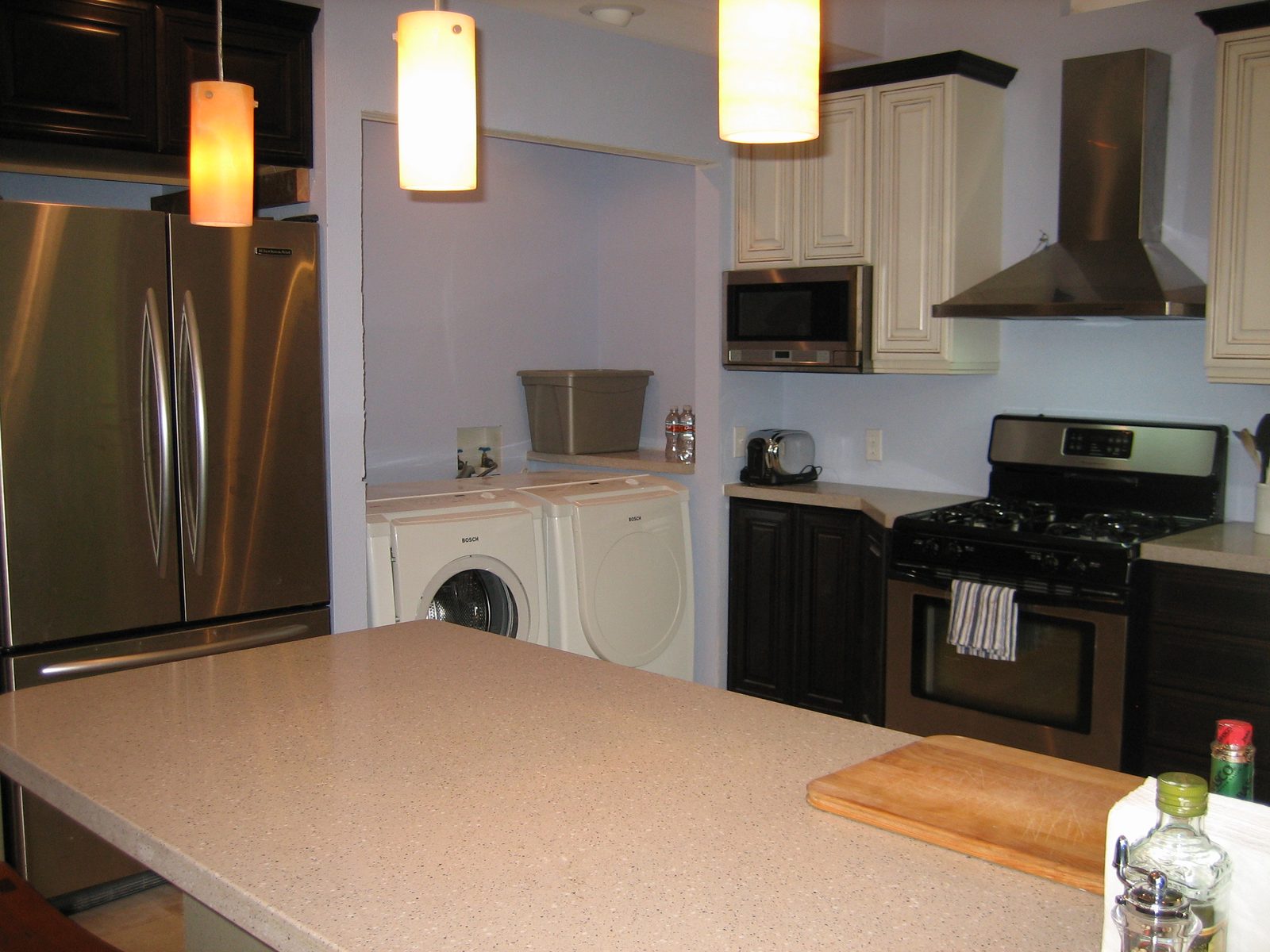Another angle that includes the laundry room
