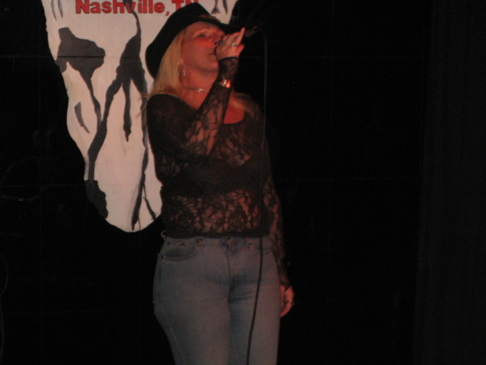 This woman... her outfit... it all made us hurt.