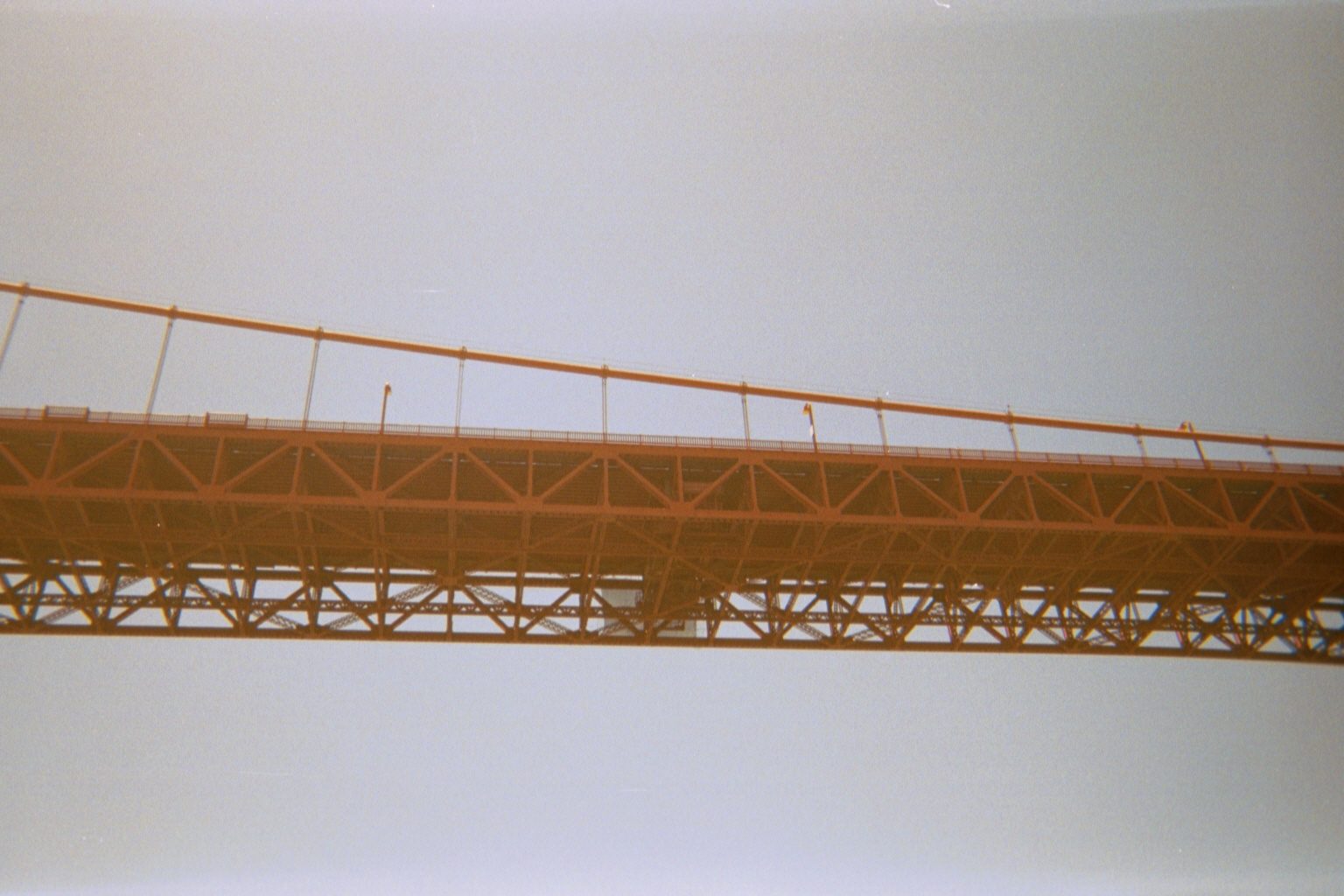Close-up view (or, as close as I could get with no zoom) of the support truss.