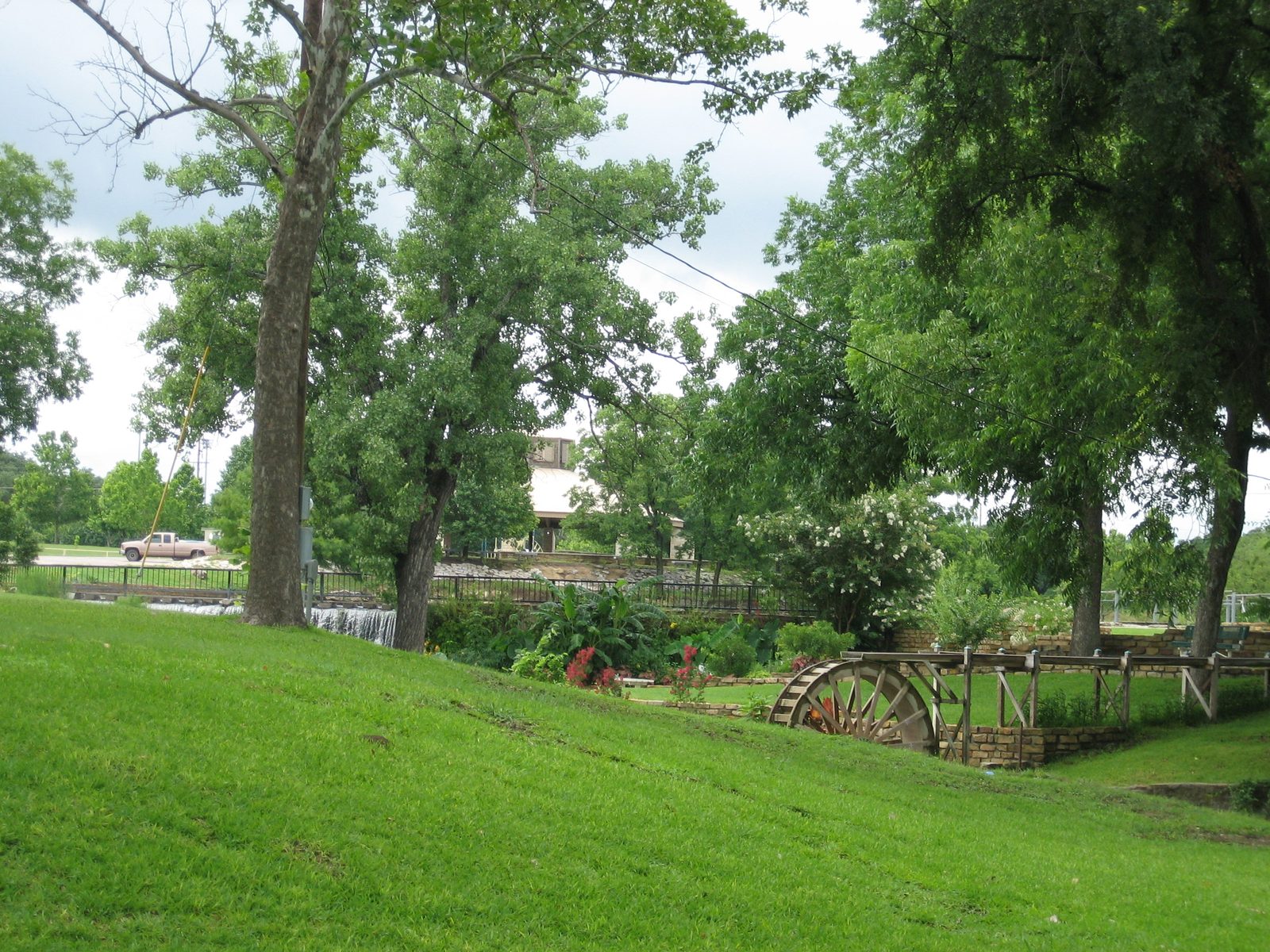 The other part of the park.  Pretty, eh?