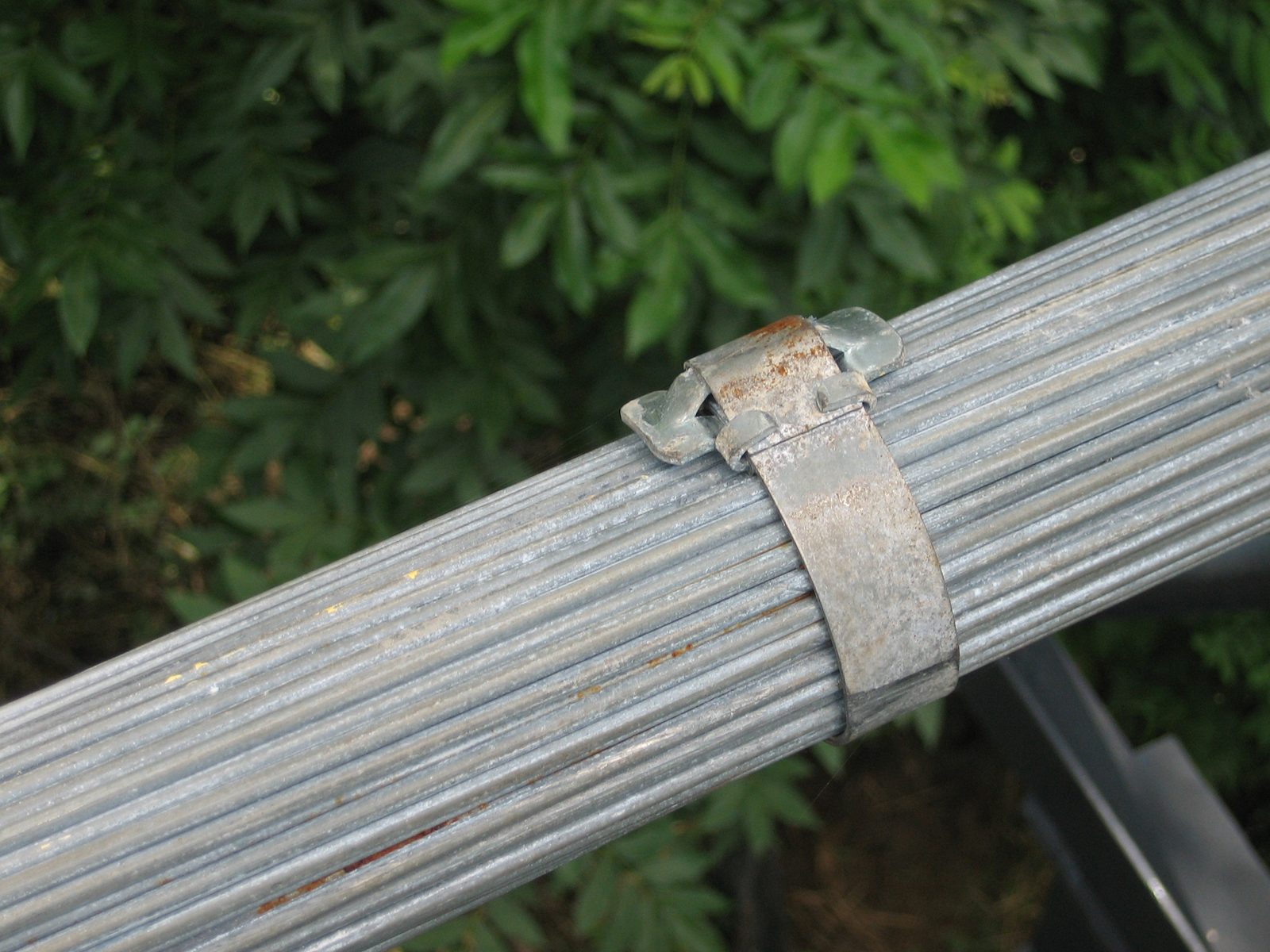 More cable detail (I needed a picture of cables about 3 months ago, so I took a bunch in case...