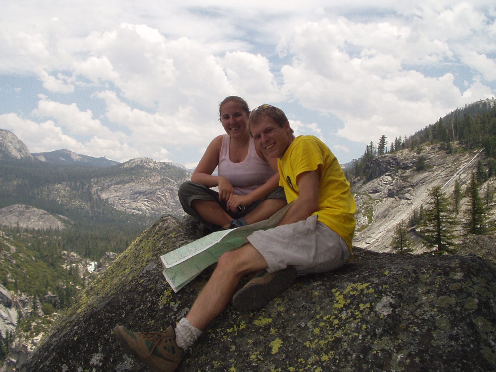 Catherine and John examining the map on the Panorama Cliff trail.