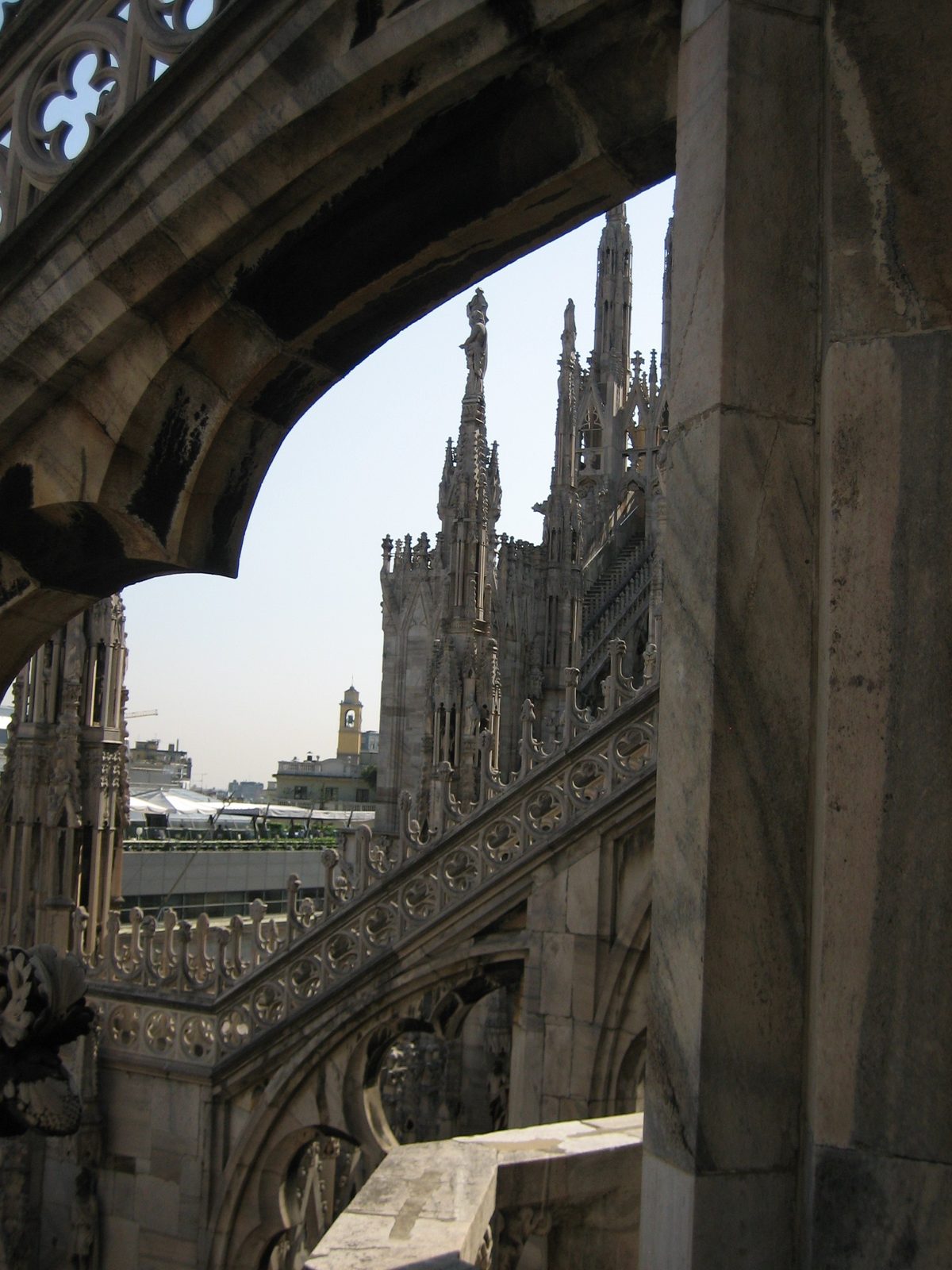 I tried to get that arty photo through the flying buttresses... not sure if any of them came out well.