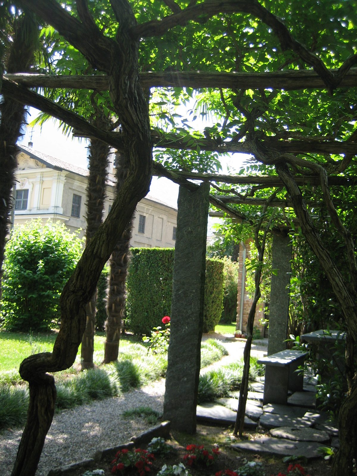 Reading area.