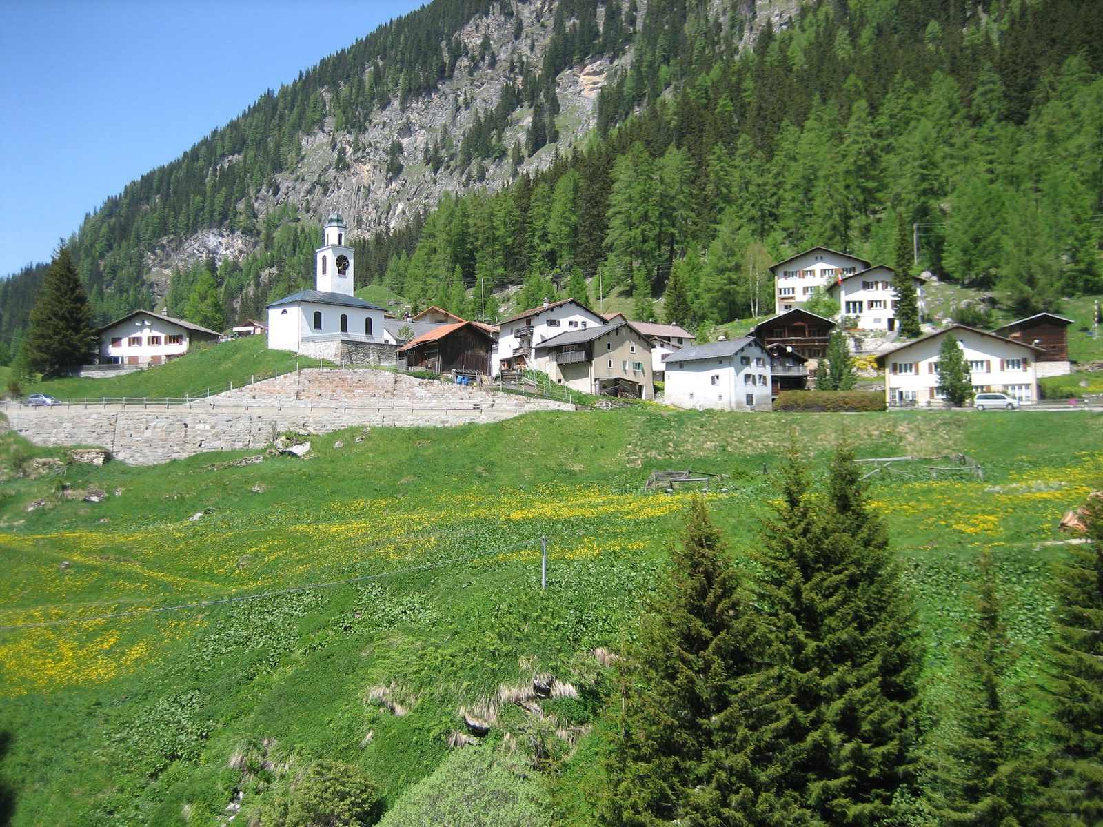 The town of Innerferrera.