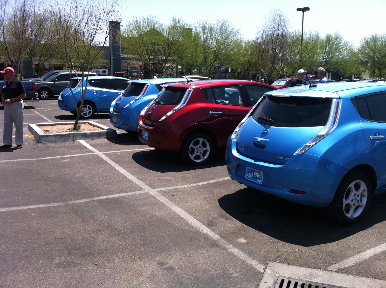 By 11am when breakfast finished, the sun was brutal and almost everyone hopped in their car and...