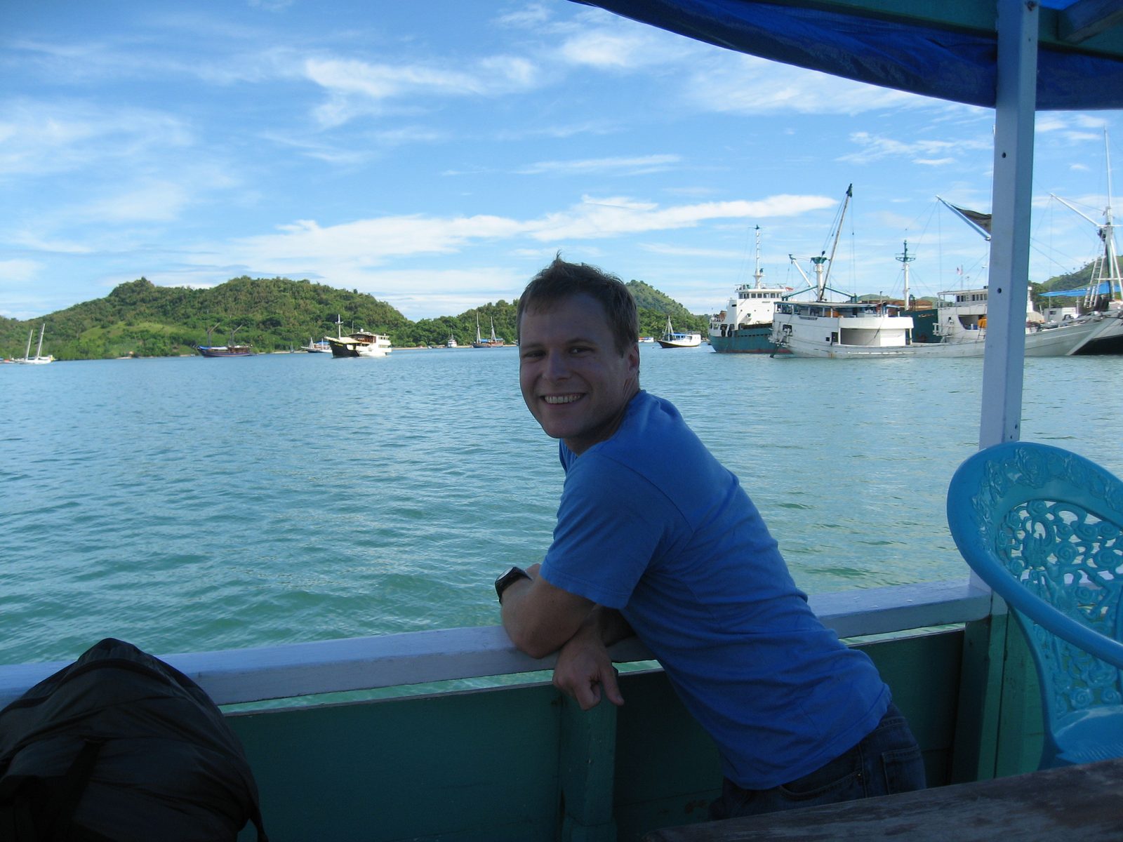 John, pulling out of Lubuanbajo harbor.