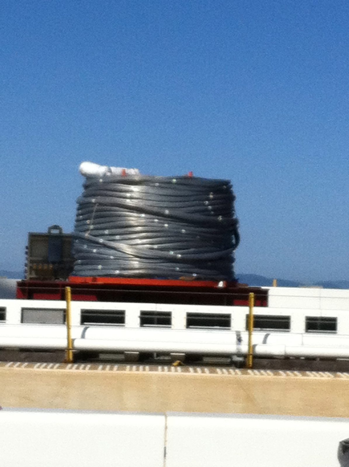 Note the conical cable receptacles on top.