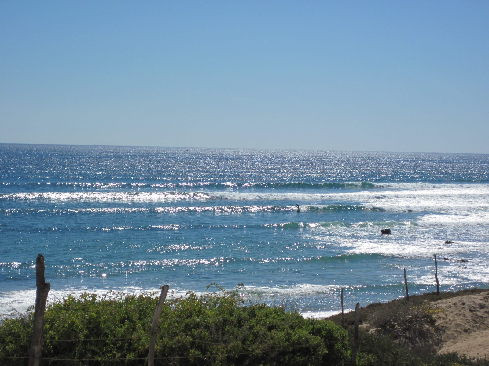 As we headed south the surf picked up and surfing became more popular. We saw a few stand up...
