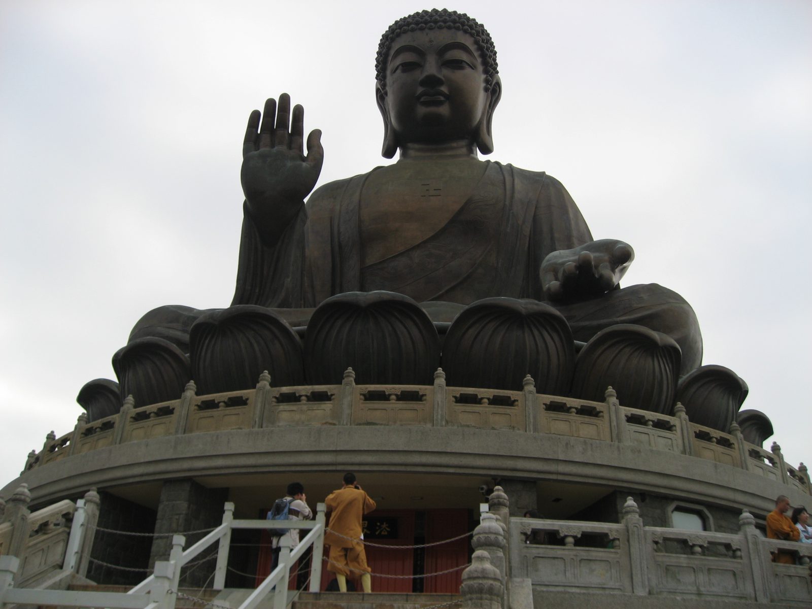 The giant mountain-top Lantao Buddha.