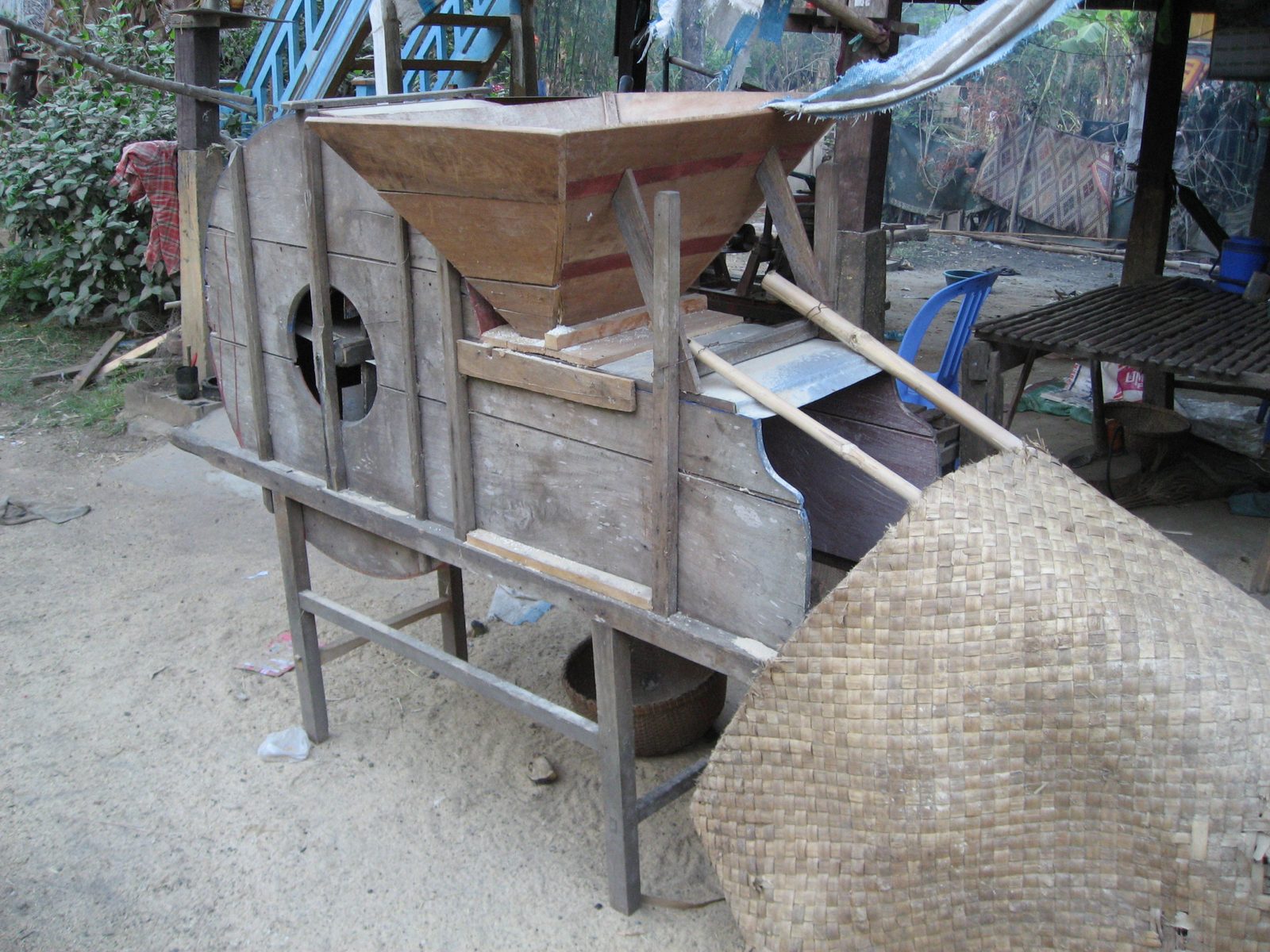 A rice polisher!