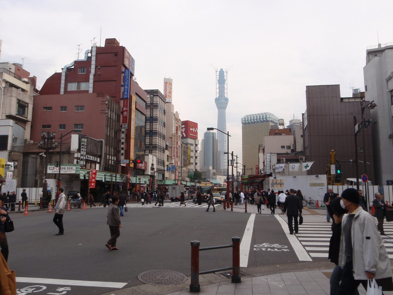 The Tokyo Sky Tree (東京スカイツリ), photographed from...