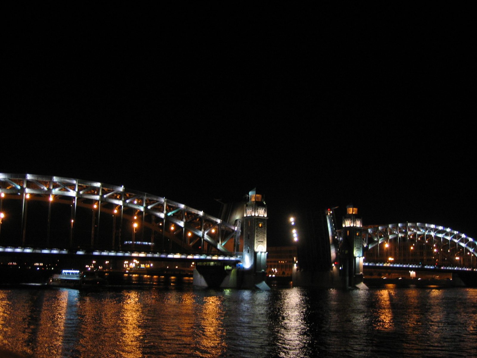 Another pretty picture of the bridge.
