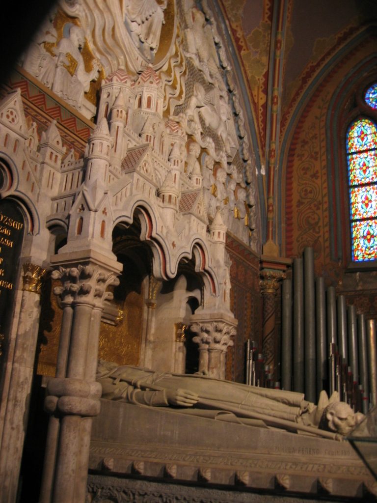 Inside the St. Mattias Church on Castle hill.