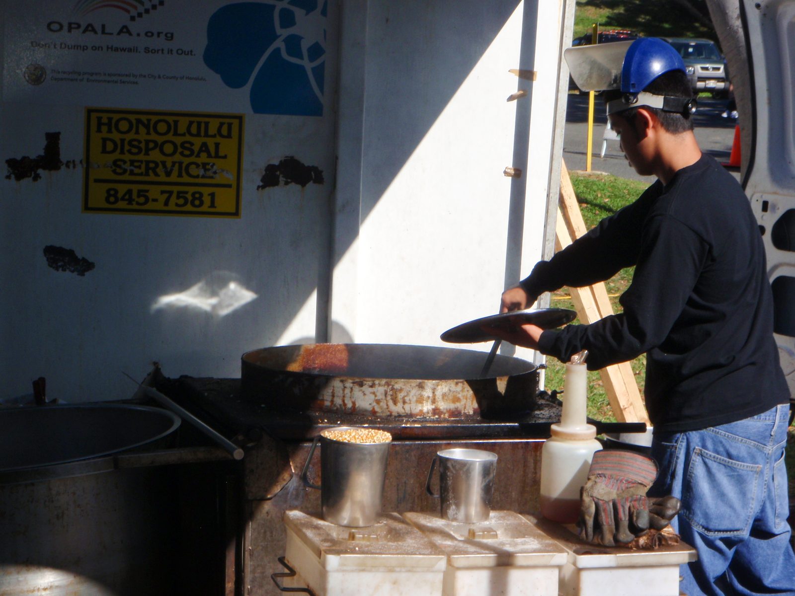 Here's a guy making kettle corn.  We bought some of this and it was great too.  Good thing I...