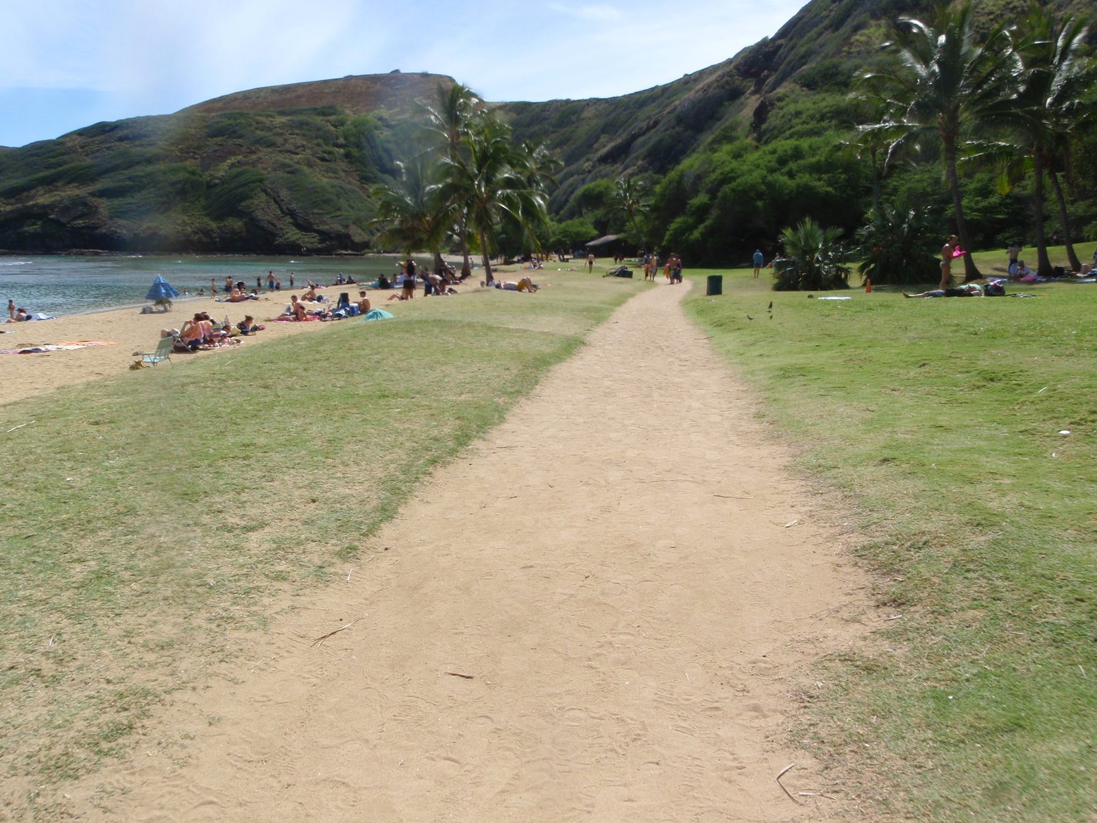 Another shot of Hanuama Bay beach.  Since it was a state park, they could implement rules like...