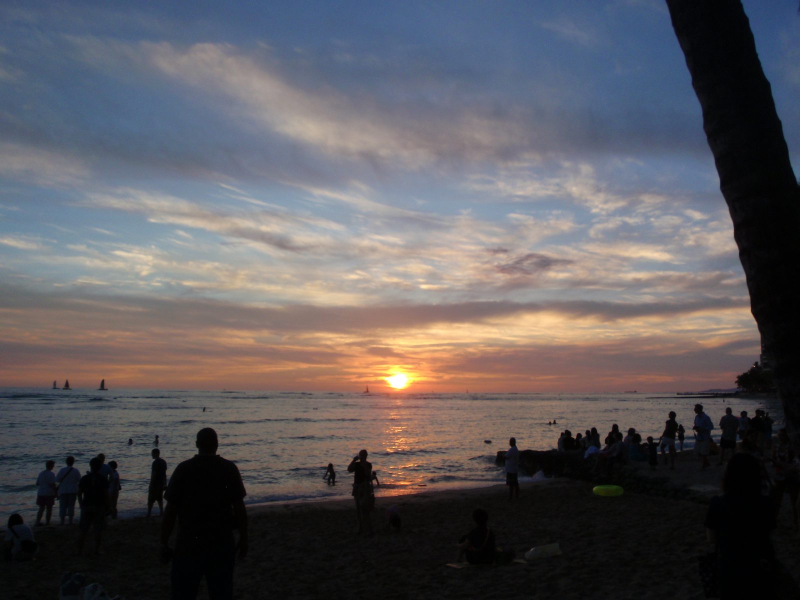 Lots and lots of tourists crowded the waterline to try to get unobstructed views to take...