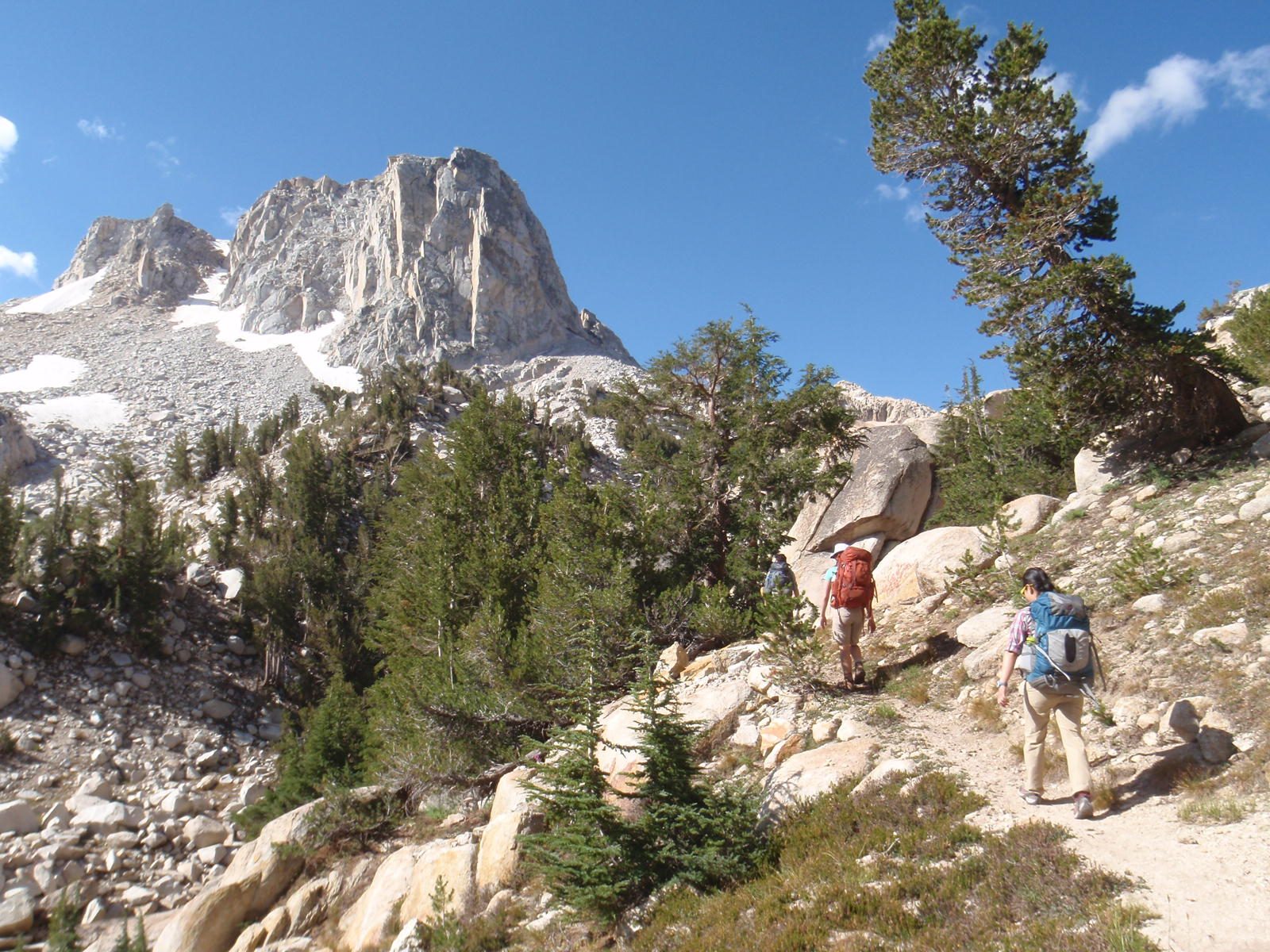 Hiking toward Rock Island Pass.