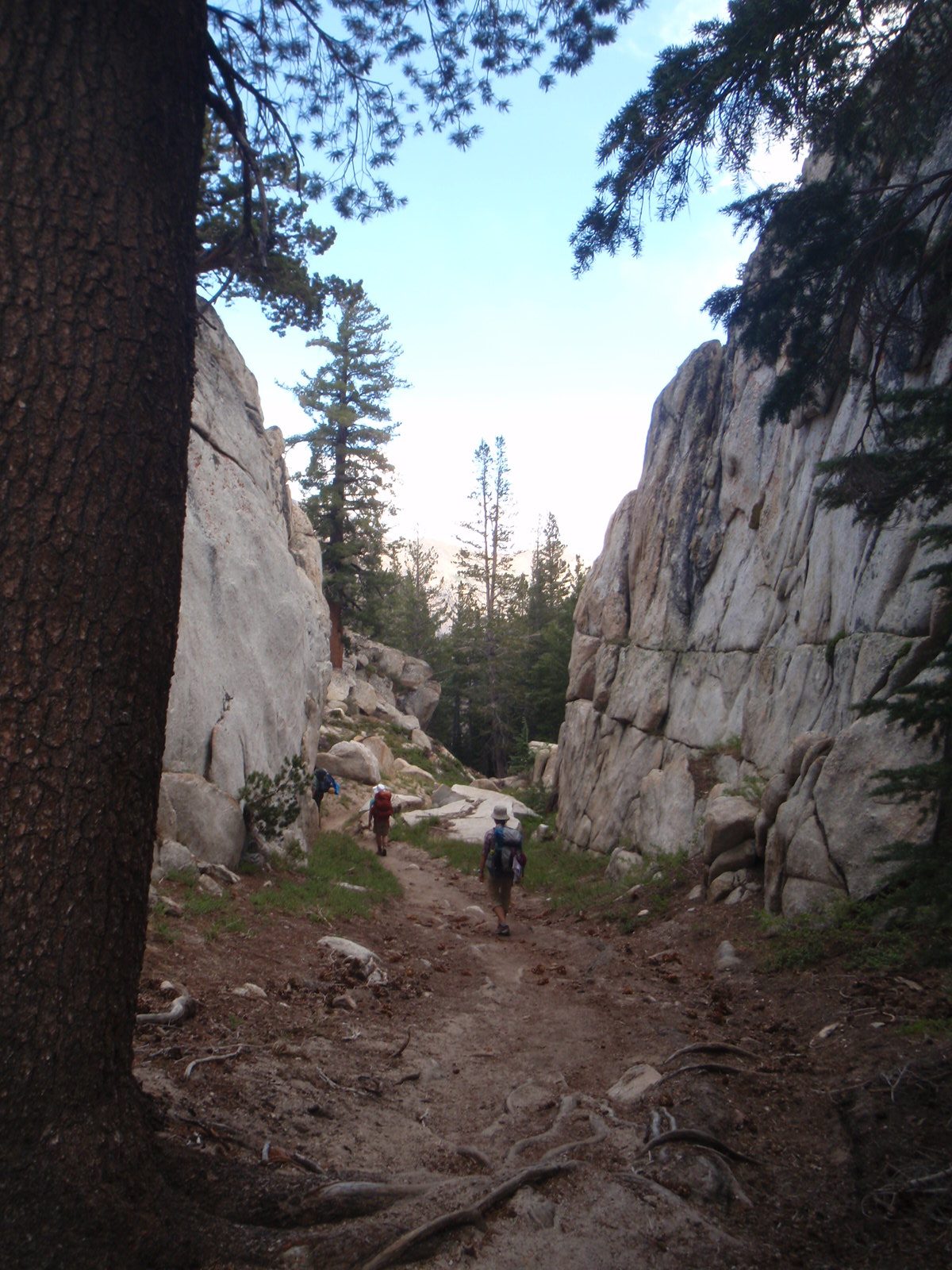 An unusual passage through a cliff band.