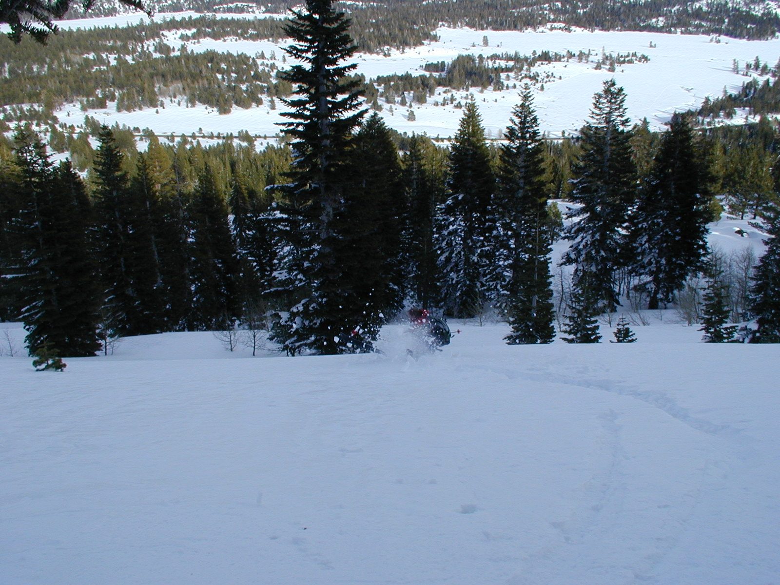 This looks really cool until you realize you are viewing the bottom of my ski.  John, having fun...