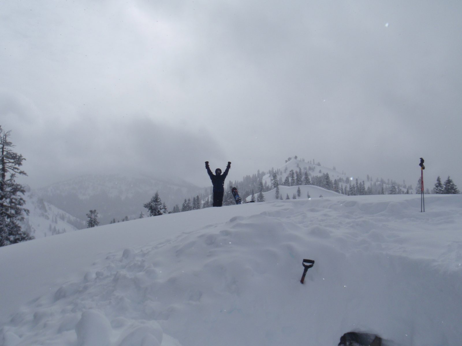 Yang and I went snowboarding / skiing on our own on the third day.