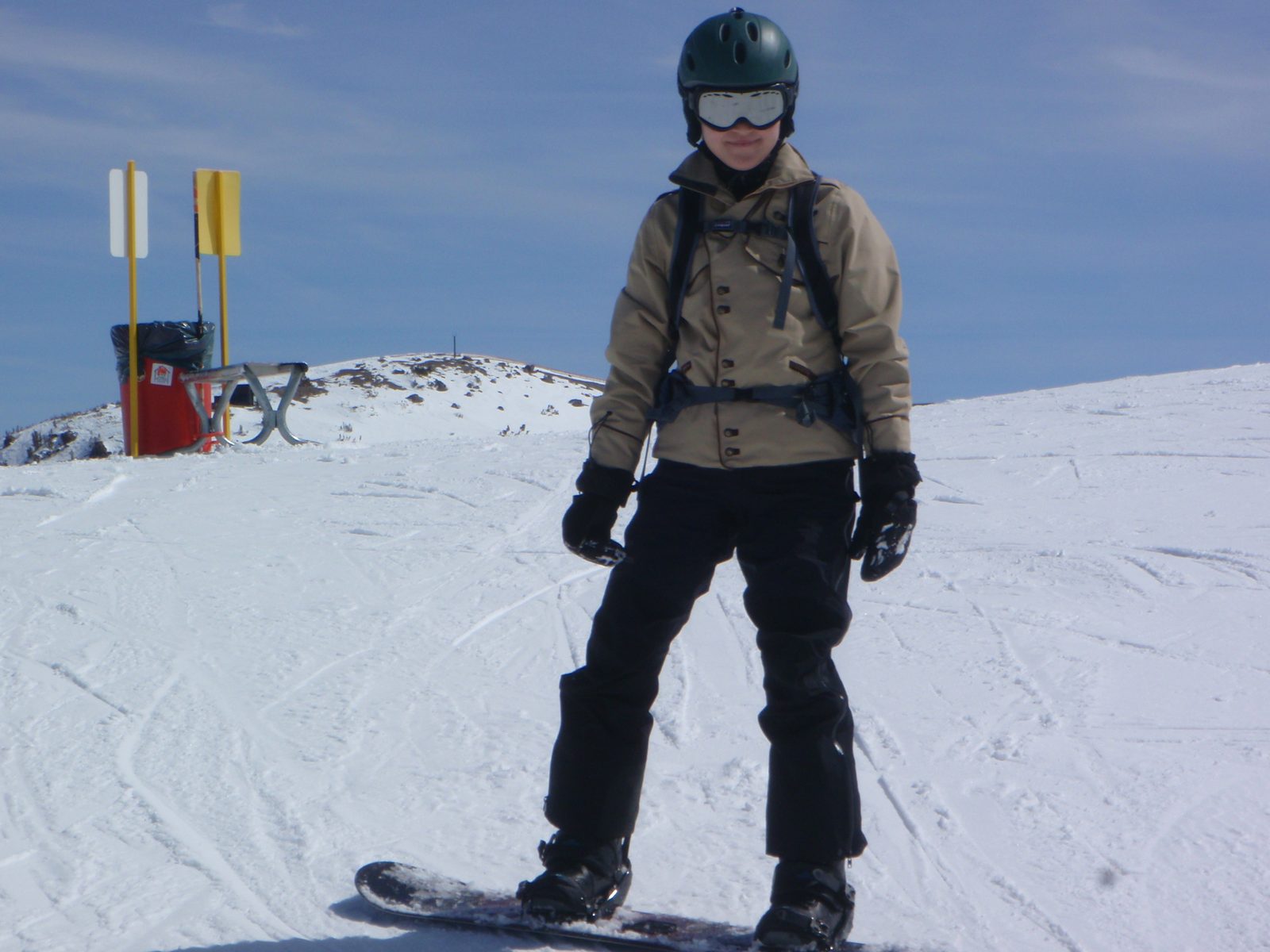 Snowboarding day 3 at Mammoth (I forgot to bring my camera for day 2, but Monica brought hers so...