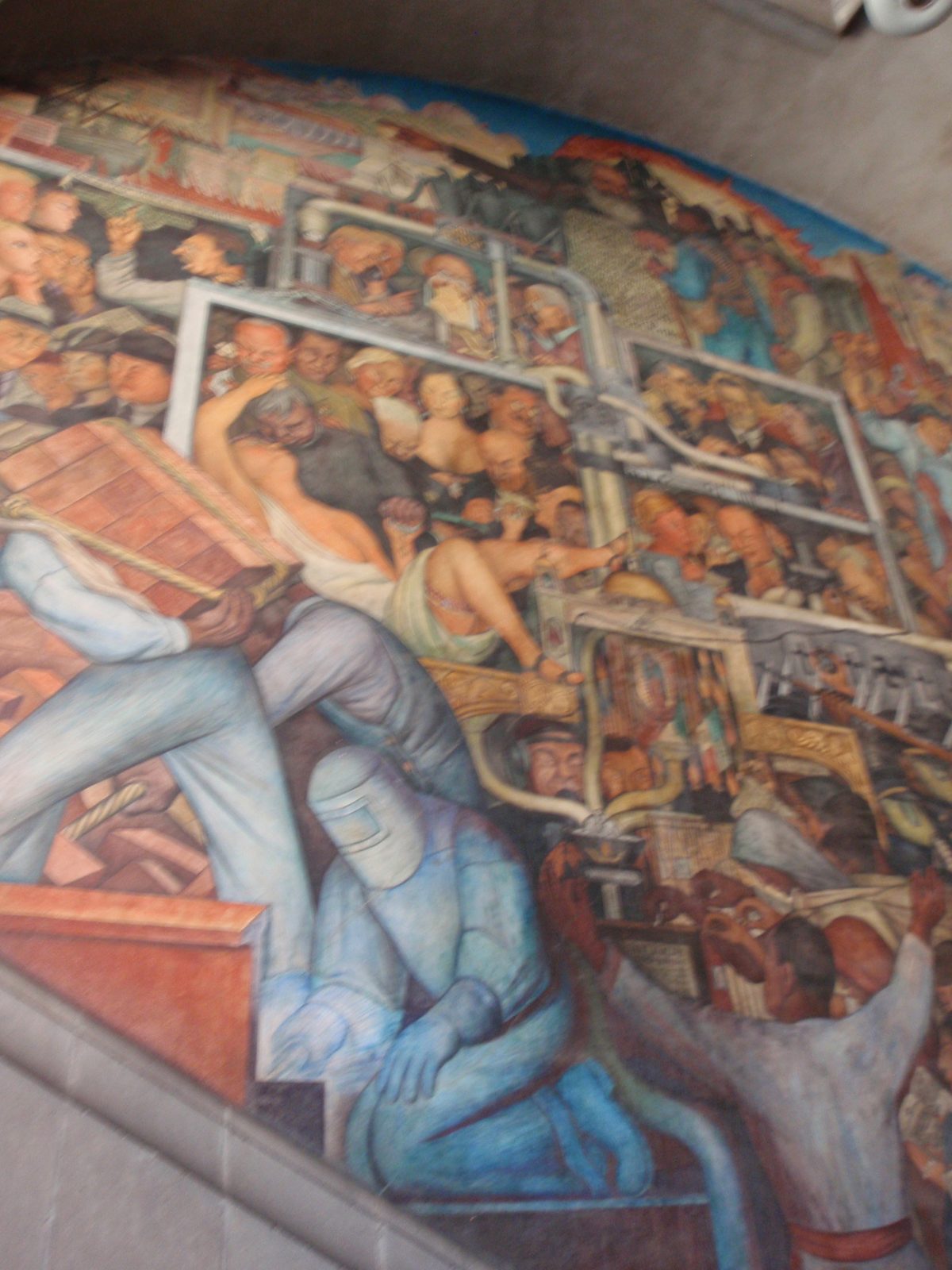 Diego Rivera mural of Mexican history.