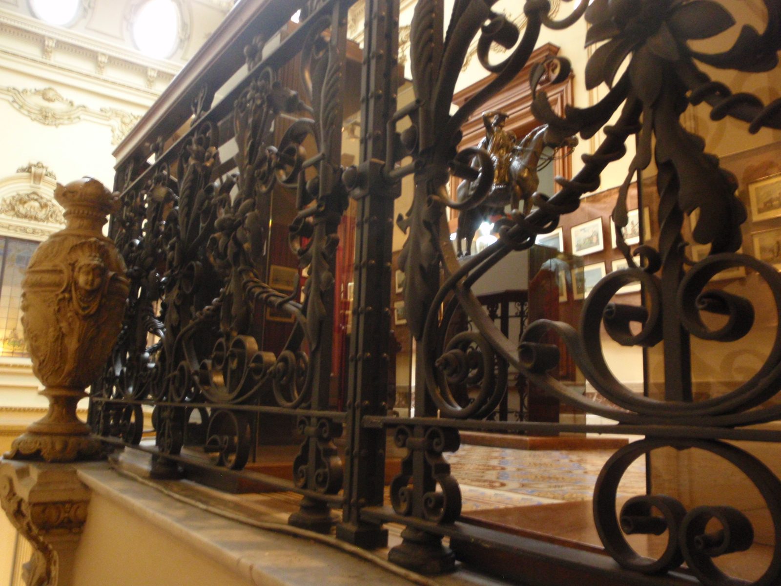 Great looking iron railings.