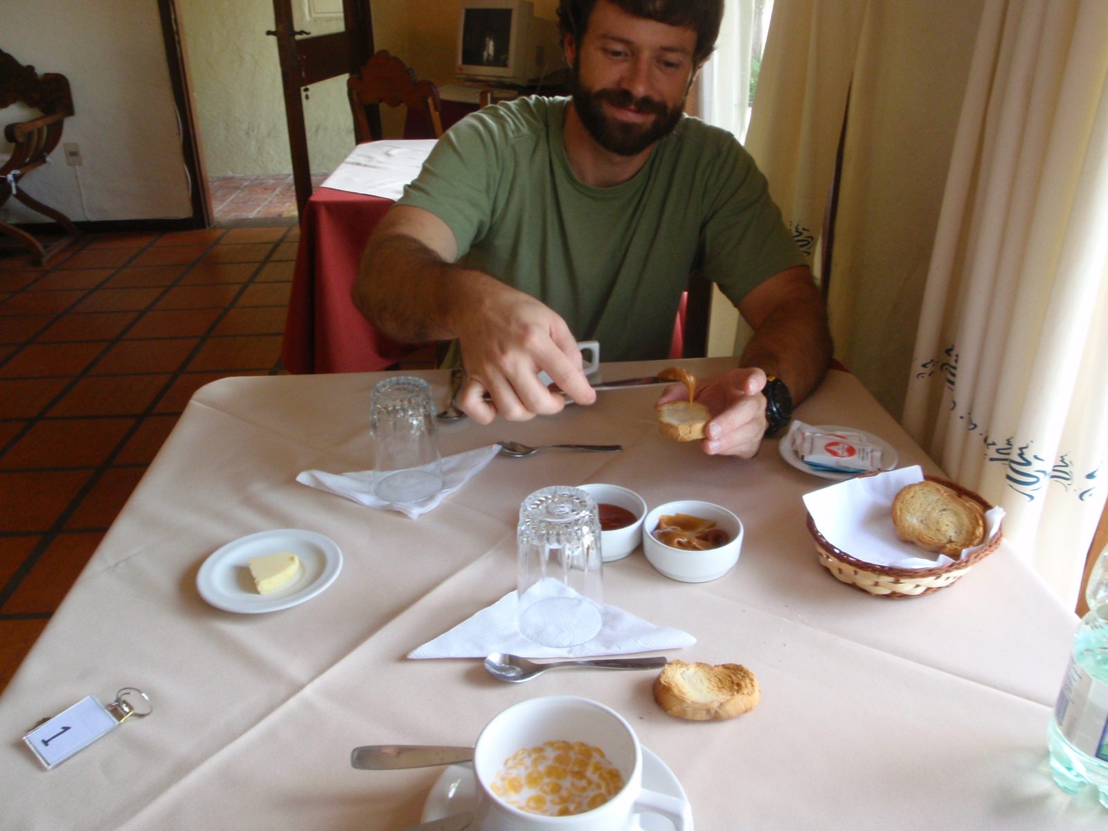 Breakfast of dulce, jam, sugar coated sugar bombs, sugar frosted sugar, etc before our departure...