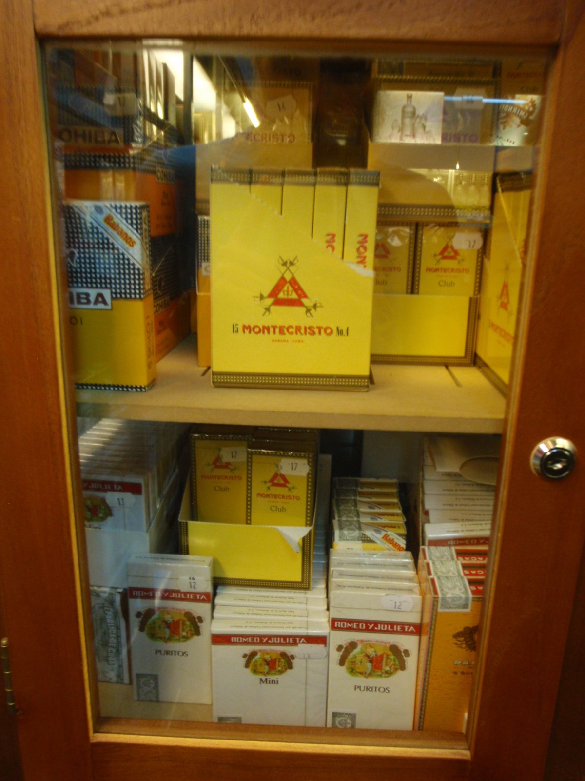 Cuban cigars... can't bring these home with us.